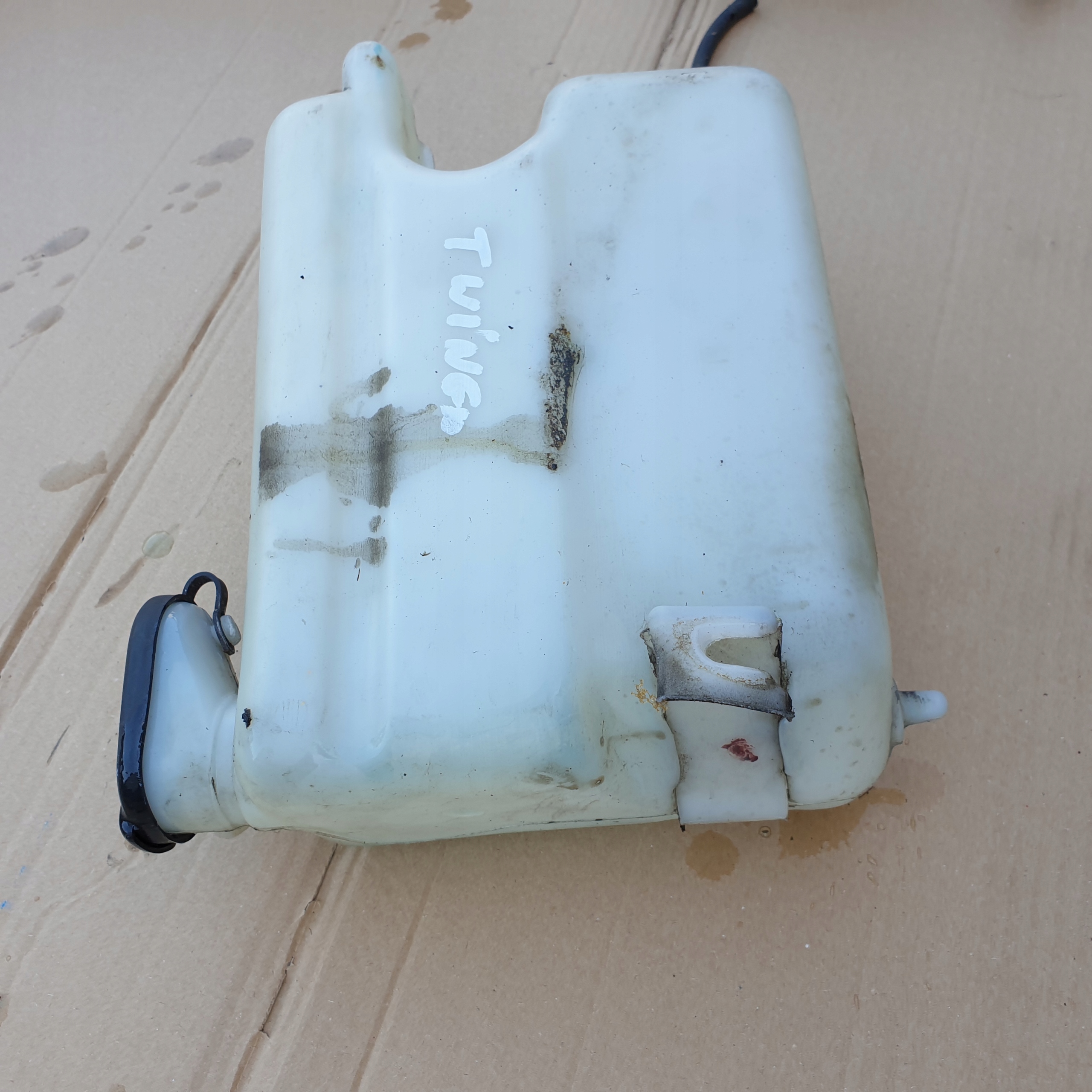 washer fluid tank pump RENAULT TWINGO and OE EU