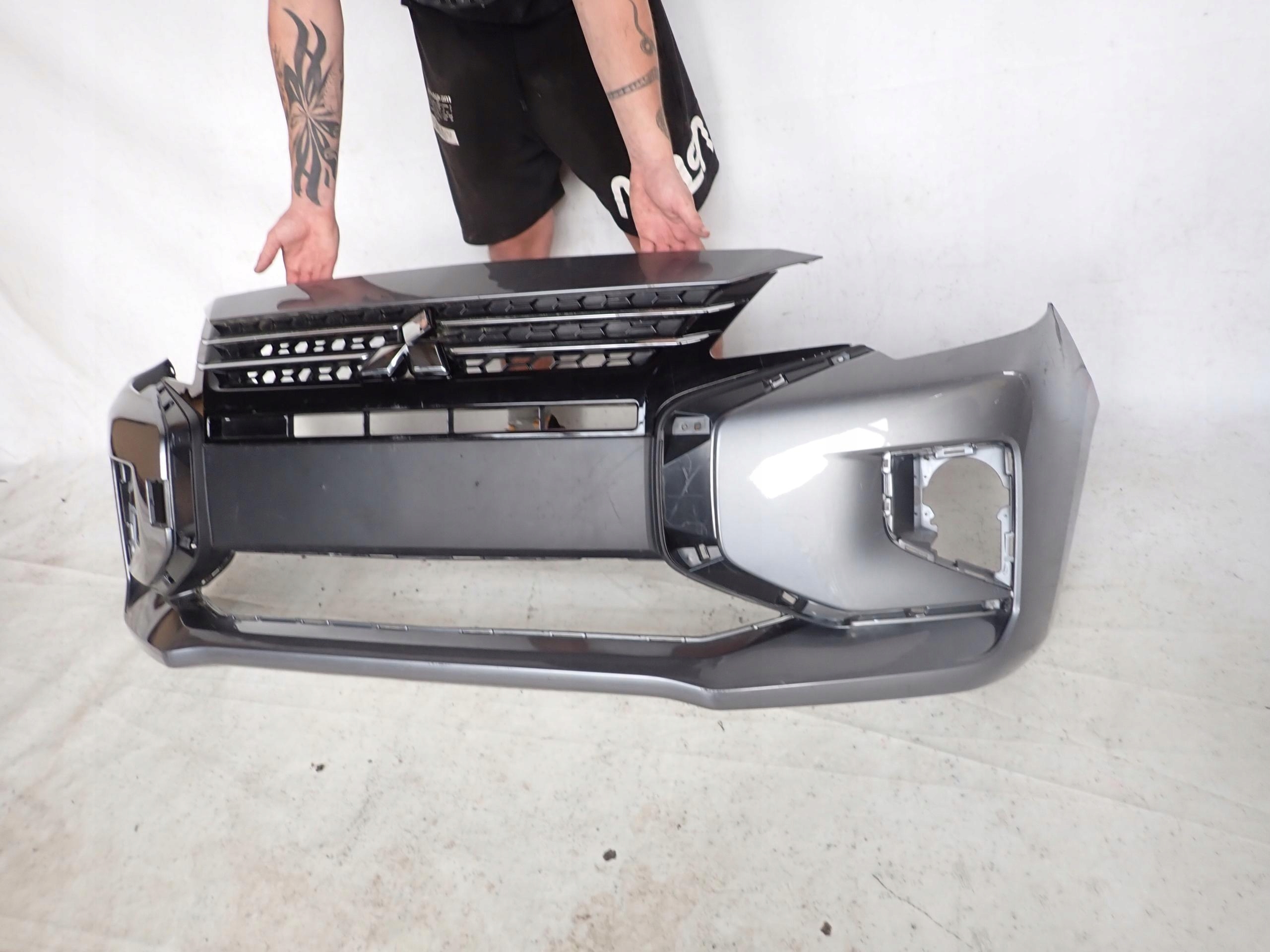 MITSUBISHI SPACE STAR II 2 LIFT 19-> bumper front front