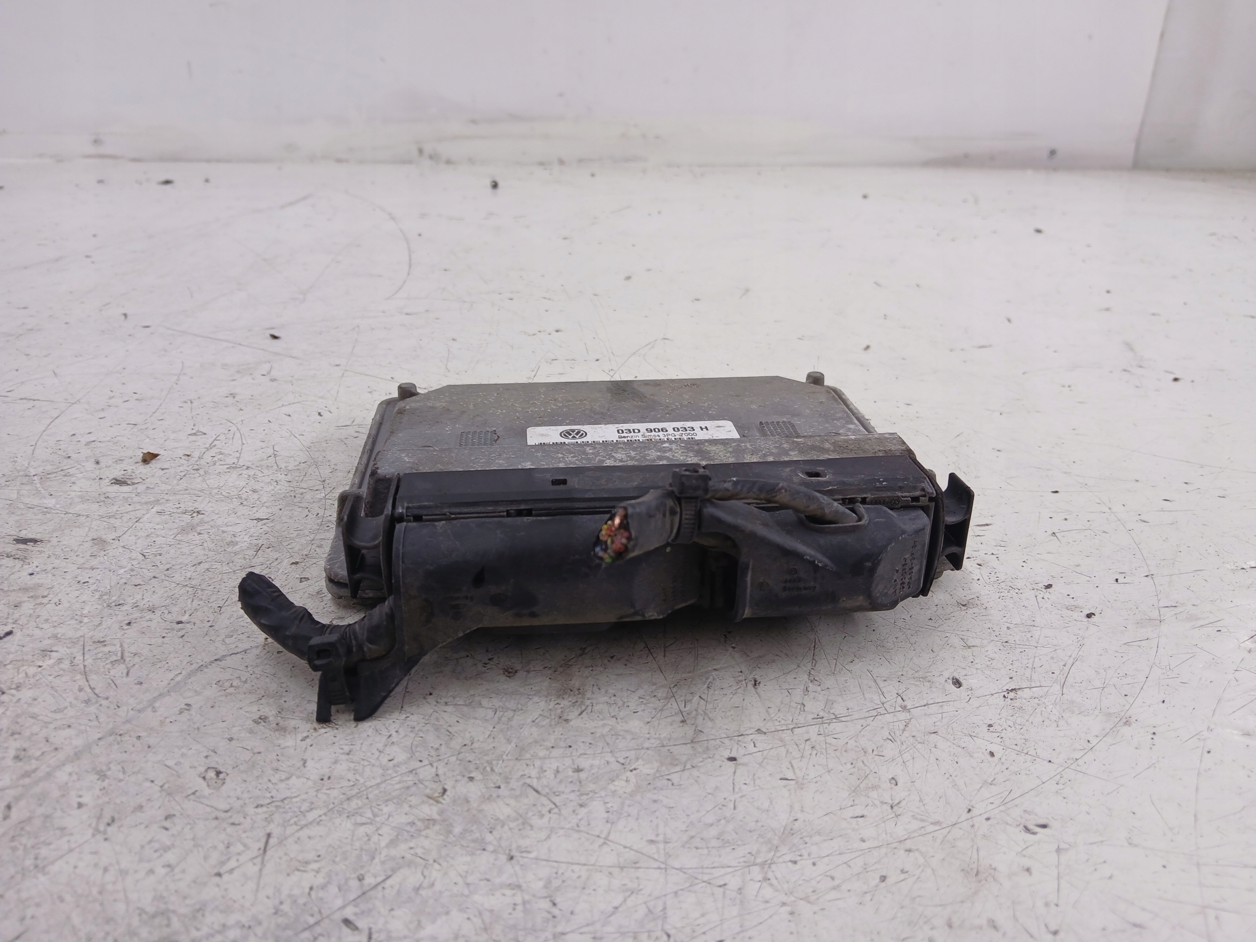 VW FOX 1.2 control unit of the engine 03D906033H