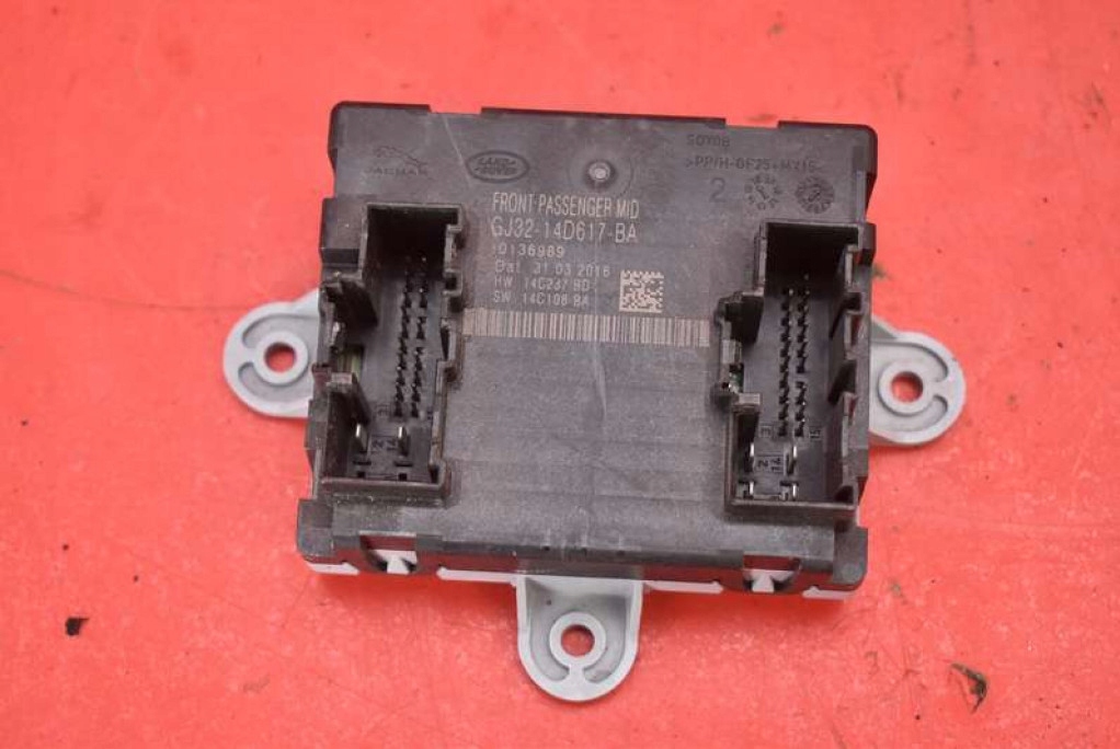 control unit module door right front GJ32-14D617-BA JAGUAR F-PACE X761 16-20