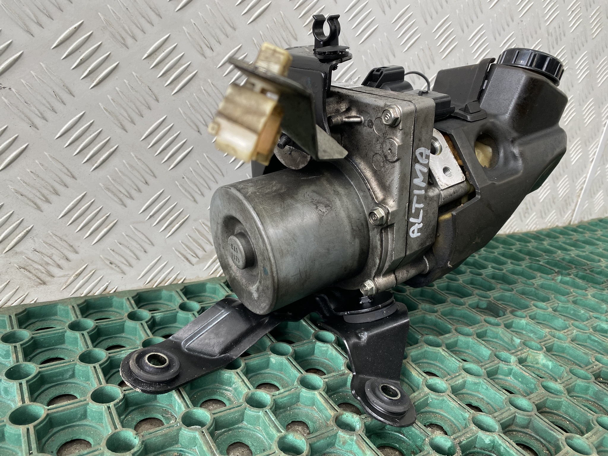 NISSAN ALTIMA L33 12-17 servo pump 491105AA0A OE