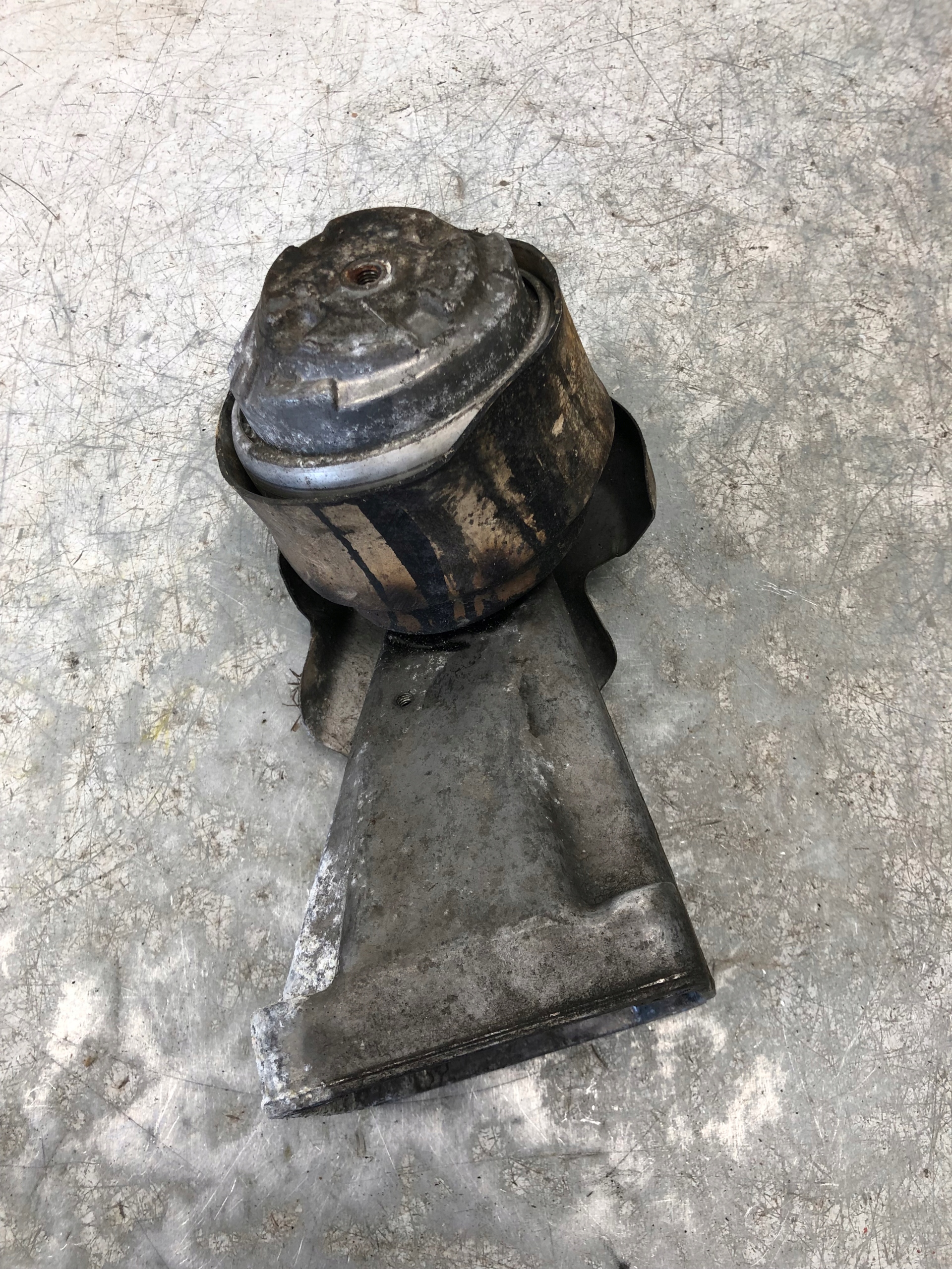 airbag engine mount MERCEDES W211 A6112230804