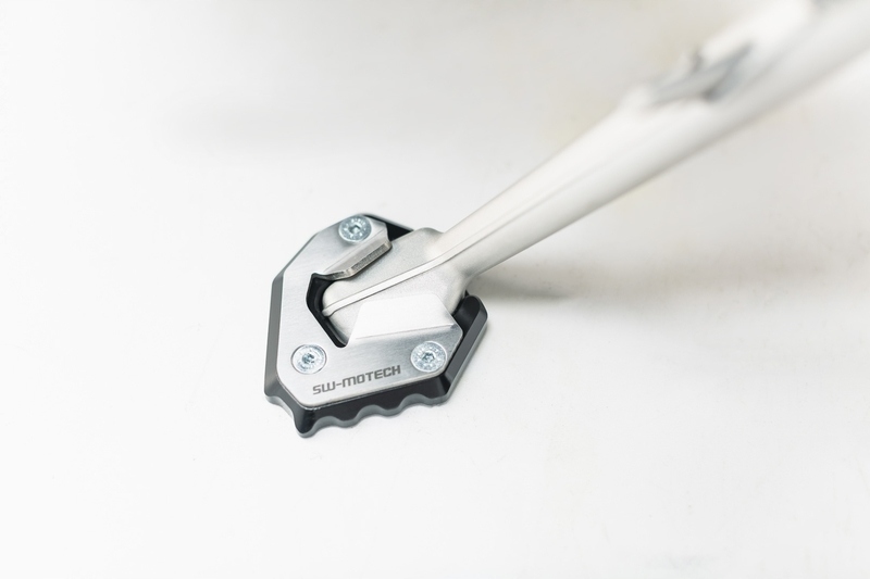 STS.07.592.10001 - НАКЛАДКА БОКОВОЙ НОЖКИ SW-MOTECH BMW S 1000 XR 15-