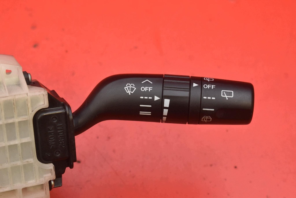 commande levier commodo sous volant PAJAK 17G552 MAZDA 3 II BL HB LIFT 09-13