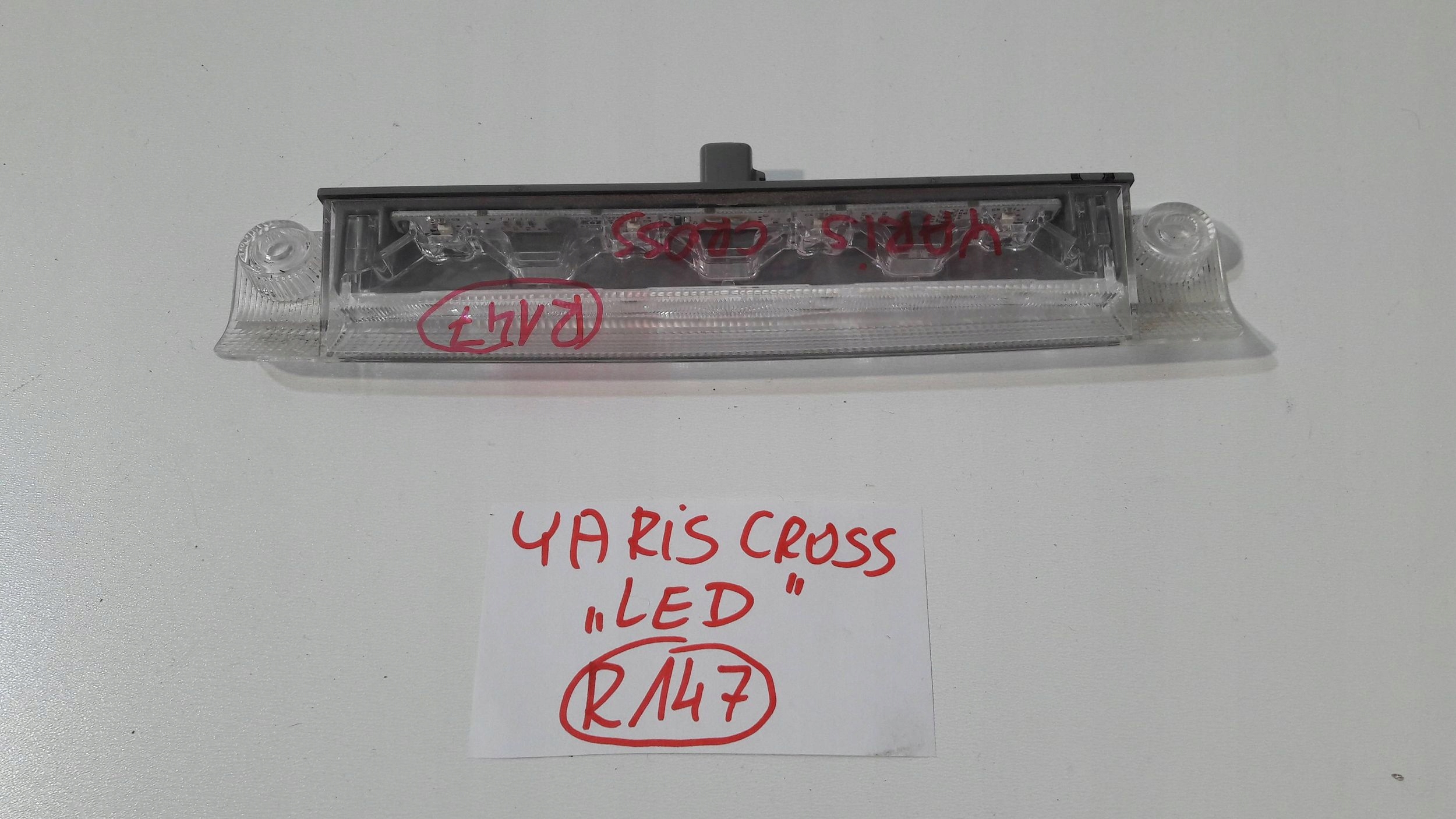 Toyota Yaris Cross light light stop LED (R147)