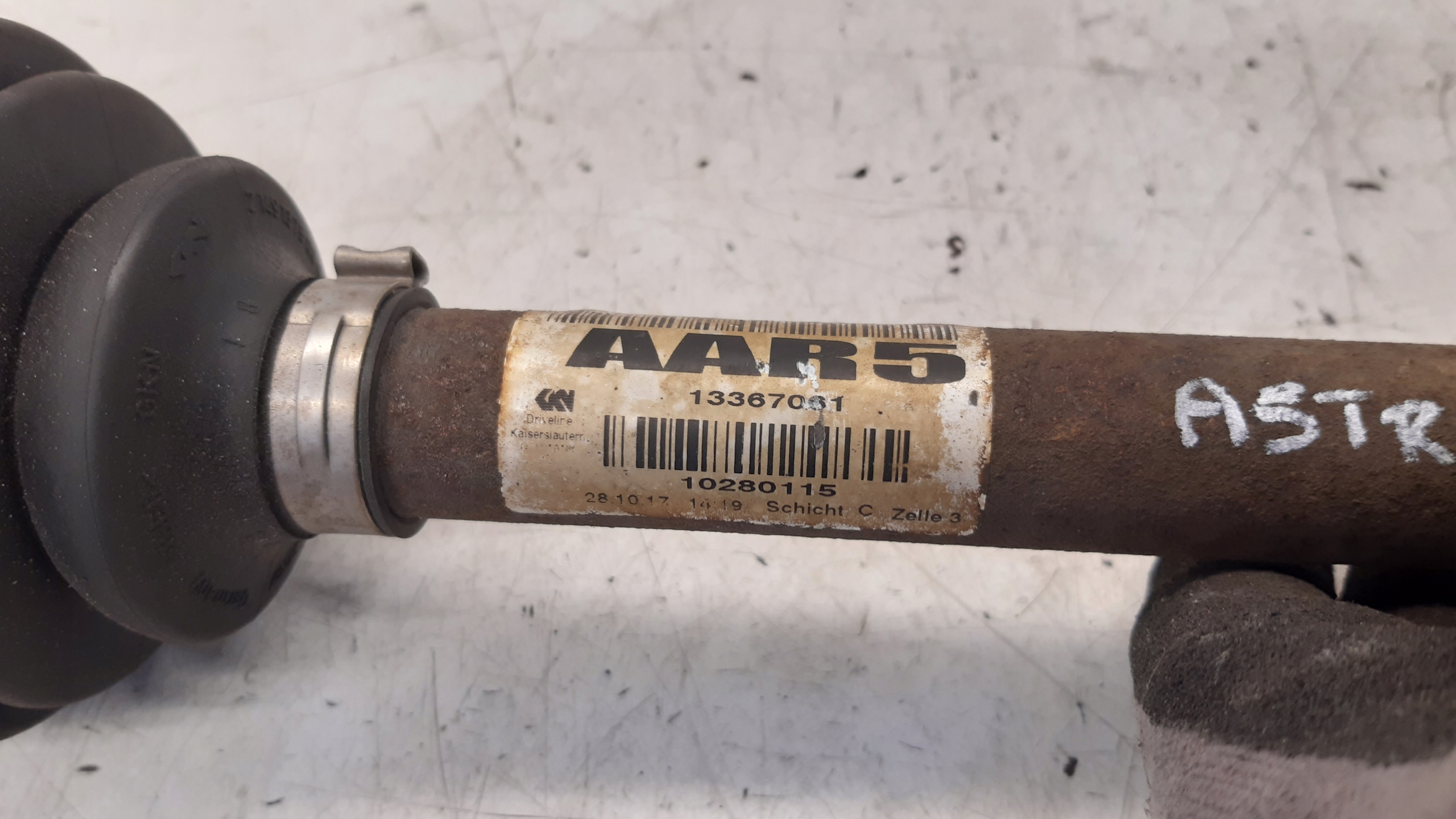 semi-axis left 13367061 Opel Astra K
