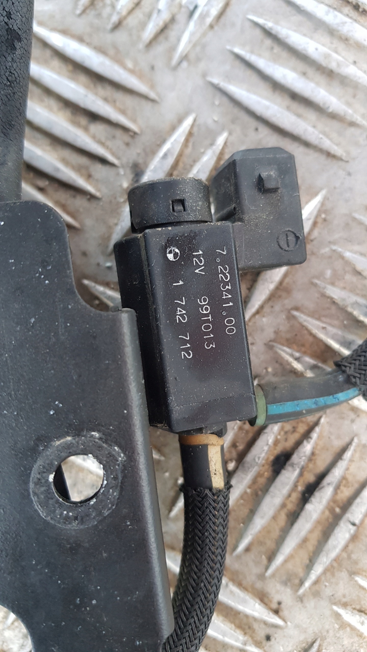 BMW E39 E46 Sensor Unterdruck 1742712
