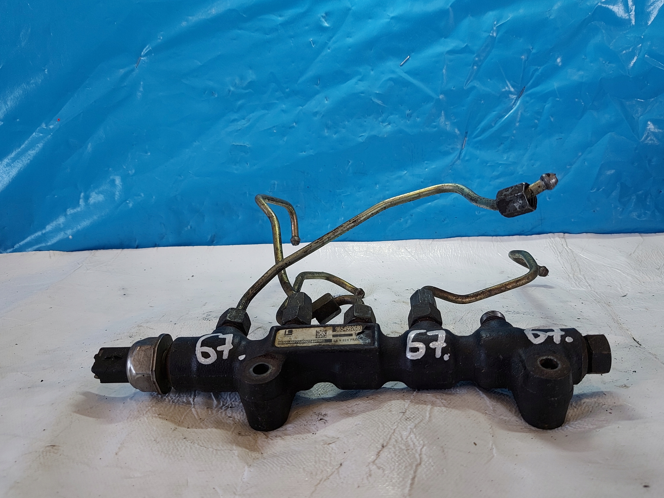 Rampe injection CITROEN C2 1.4 HDI 9654592680