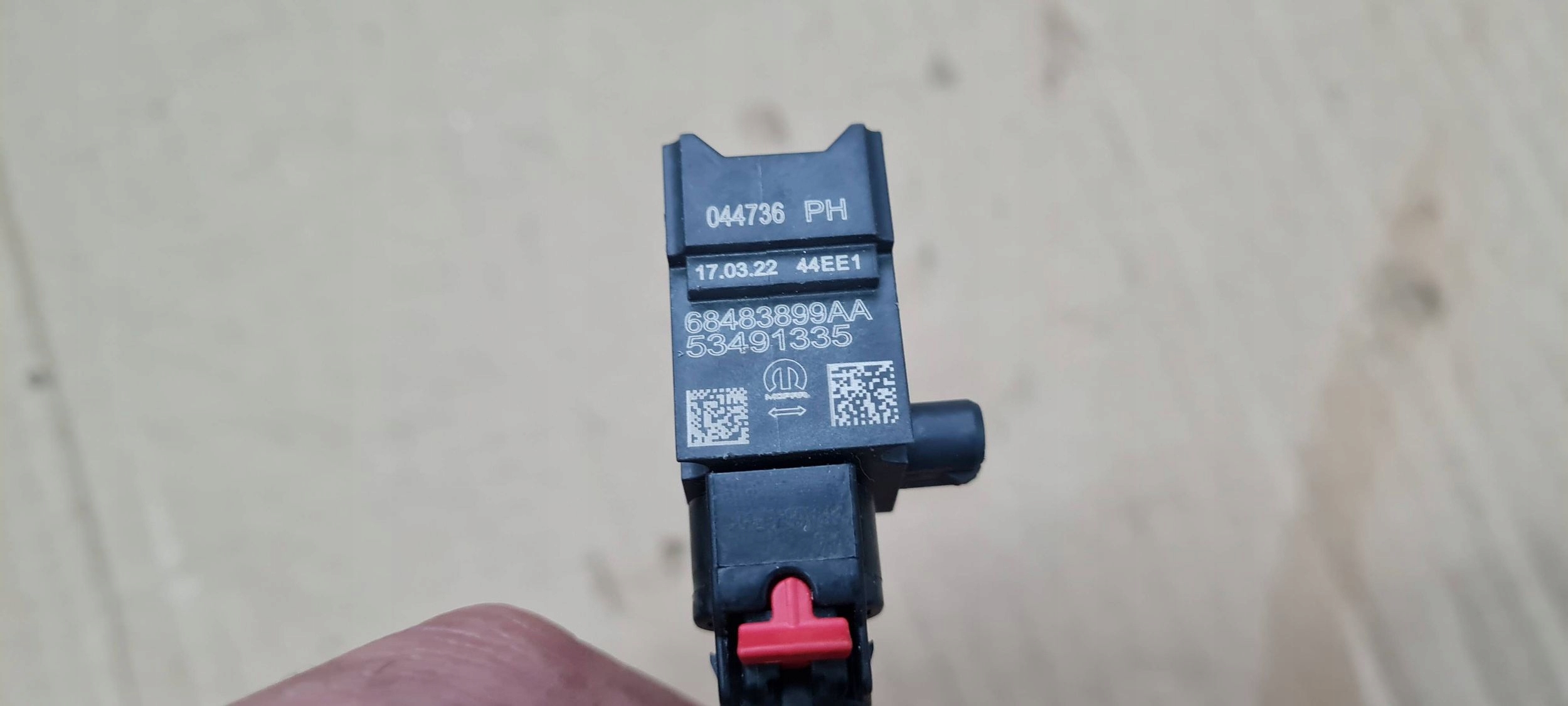 Chrysler Pacifica 2022 Crashsensor Drucksensor UDERZENIOWY Connector Contact 68483899AA