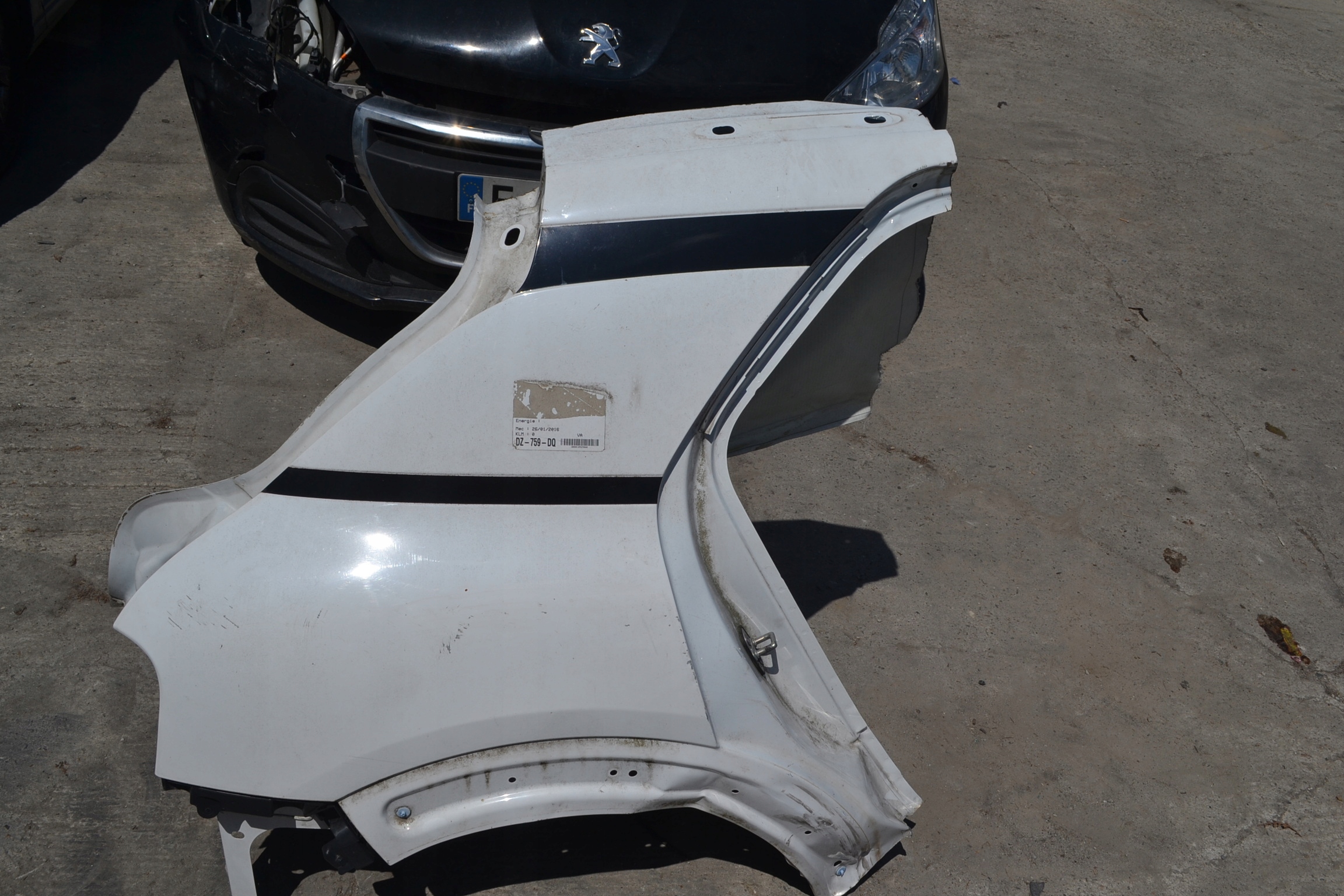 fender right rear rear part CITROEN C4 CACTUS 2014