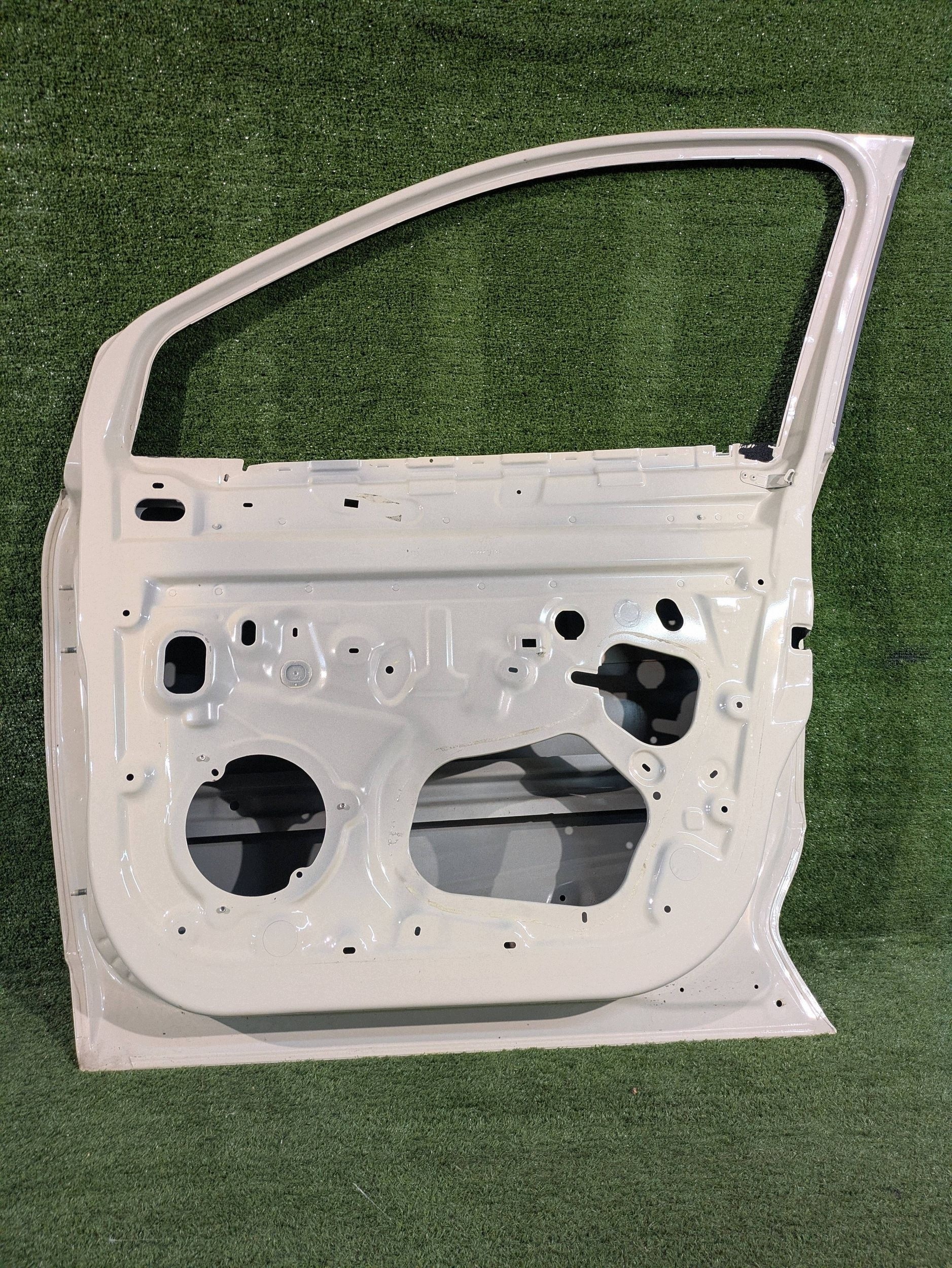 door front right right front RENAULT CAPTUR and 13- NR.D4802