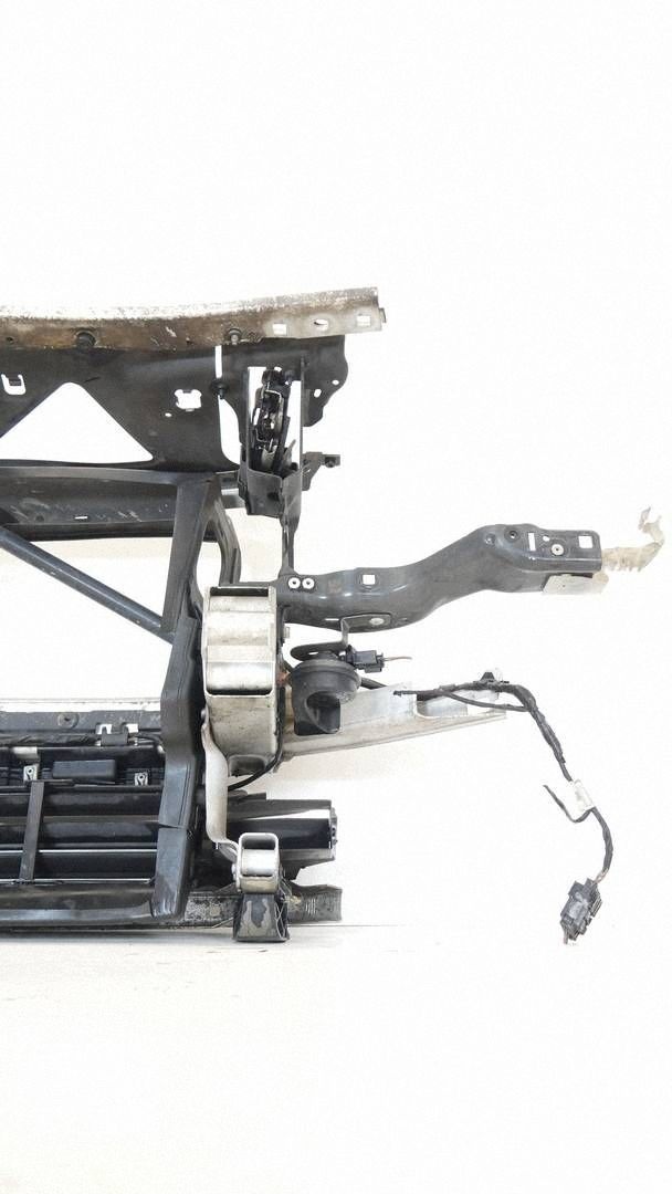 support panel for radiators pillar sider ZAMKI BMW 7 G11 G12 7357209
