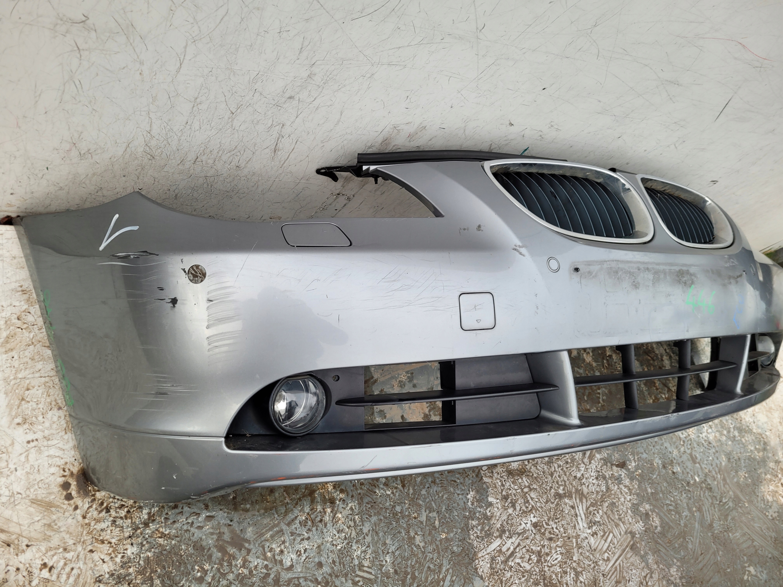 BMW 5 E60 E61 03-06 Paraurti anteriore Anteriore