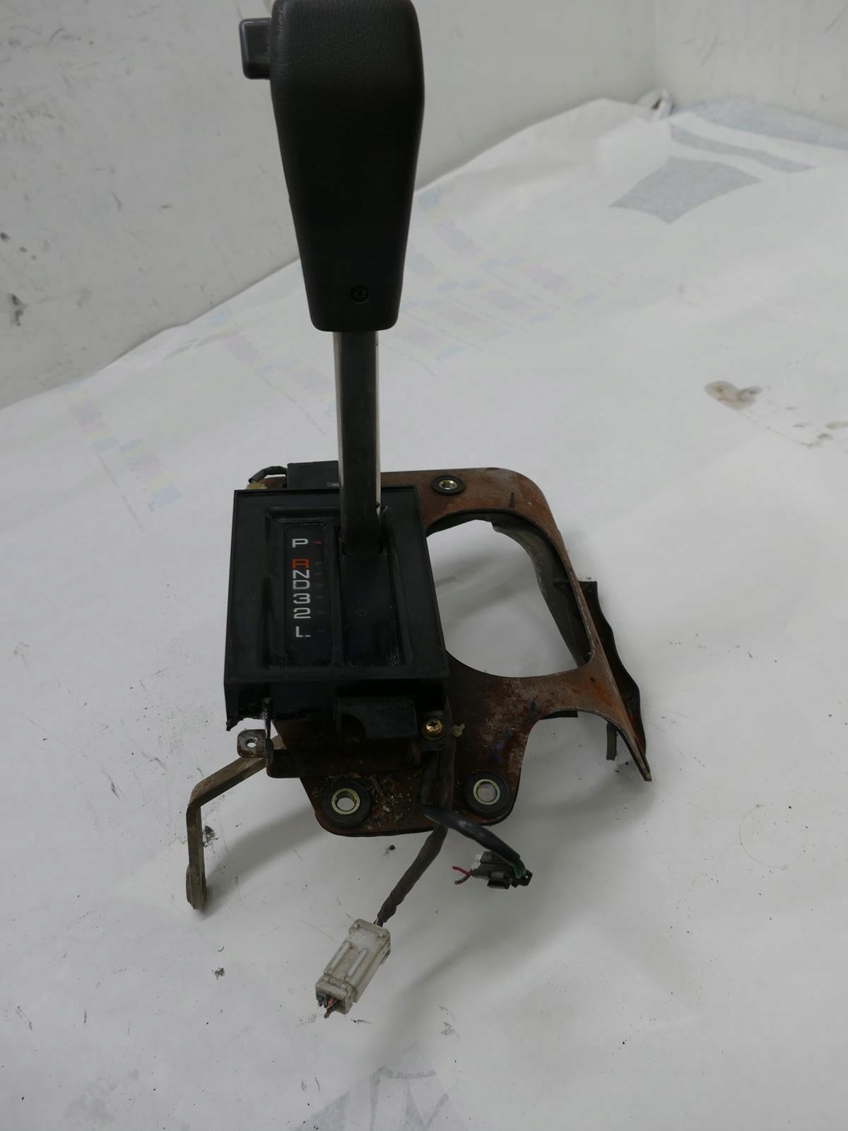 OPEL MONTEREY TROOPER СЕЛЕКТОР ПЕРЕДАЧ АВТОМАТ