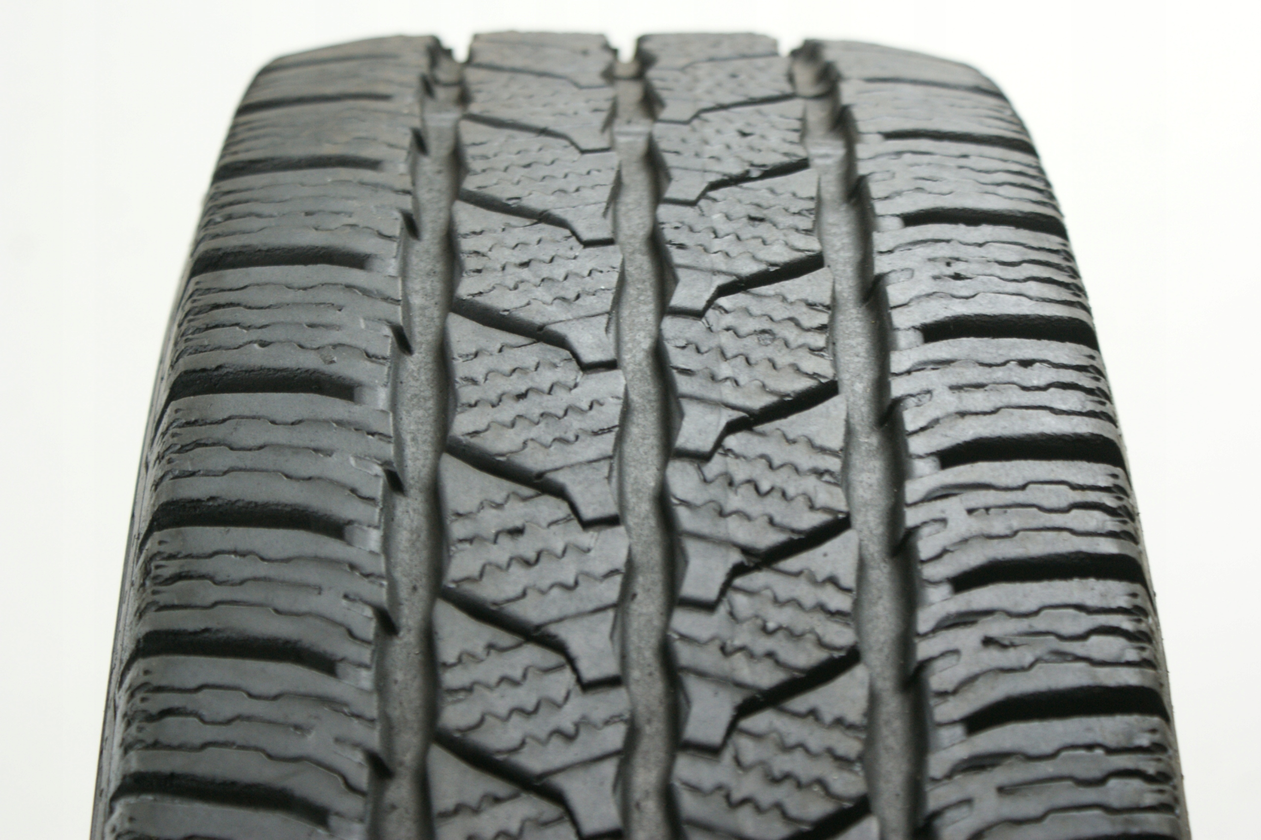 205 / 75R16C CONTINENTAL VANCONTACT WINTER, 7,2 мм