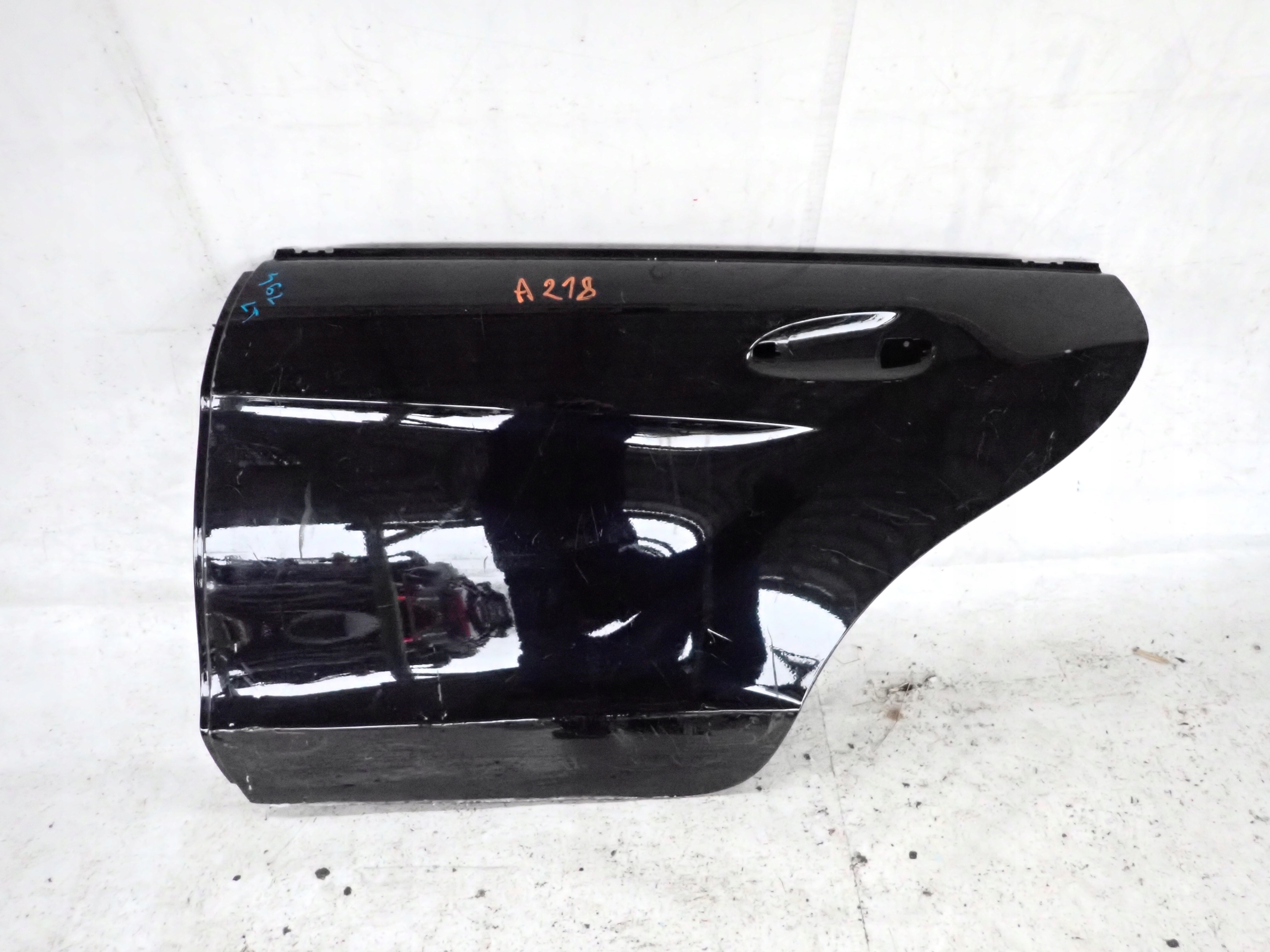MERCEDES CLS C219 W218 10- Tür links heck hinten