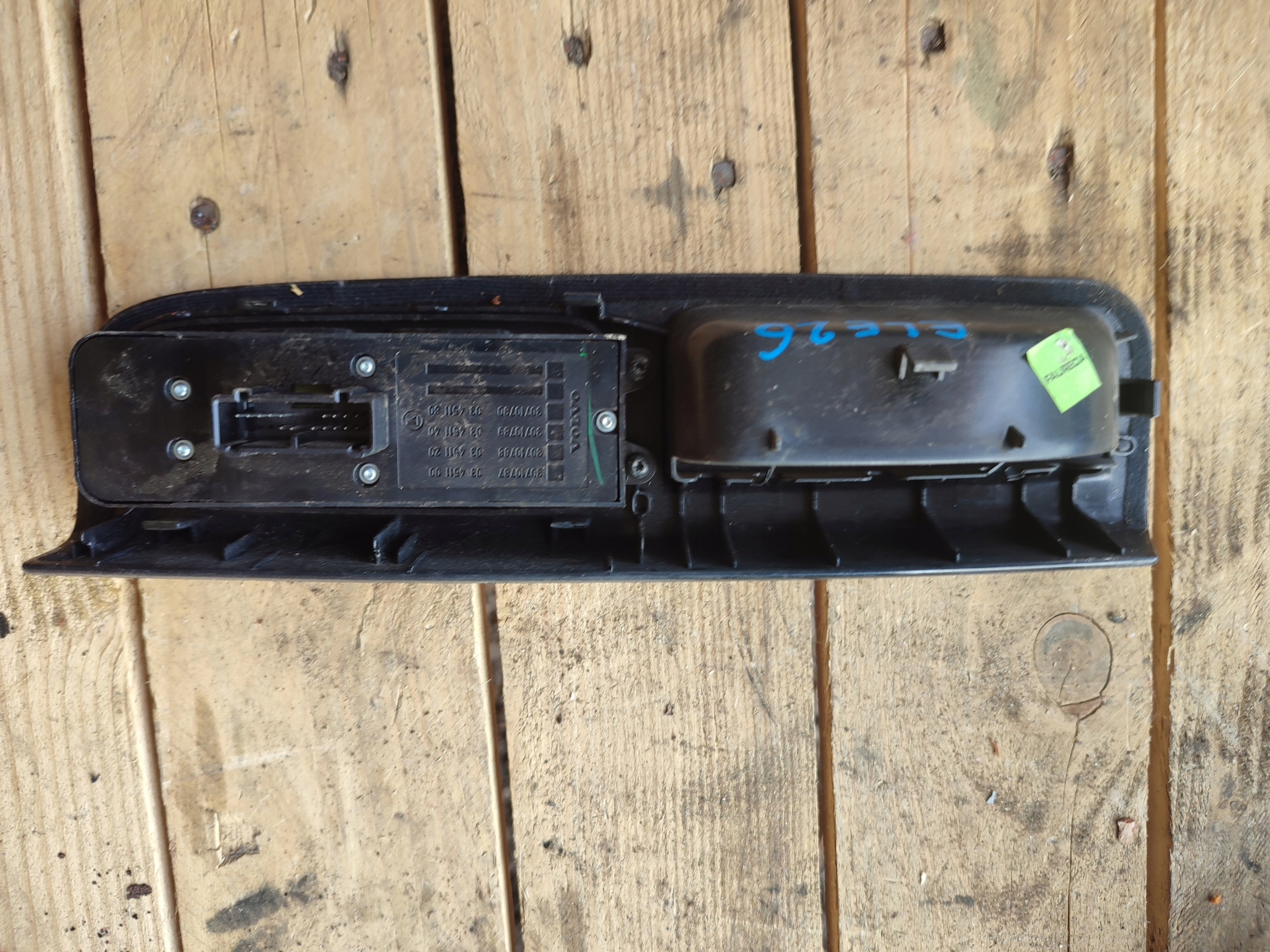 switch windows front left VOLVO V50 30710787