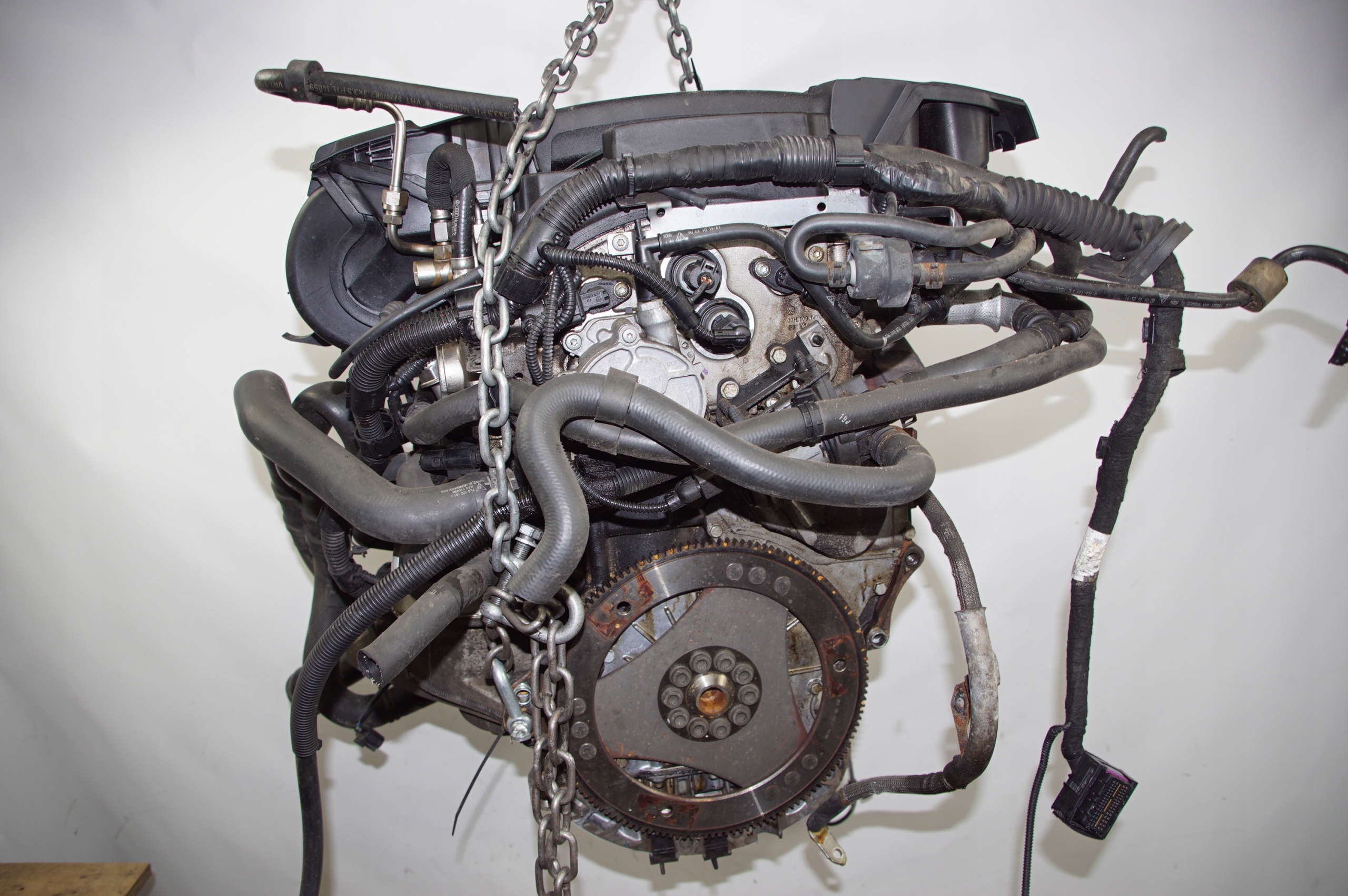 engine pillar 3.6 M55.01 289 KM PORSCHE CAYENNE and LIFT