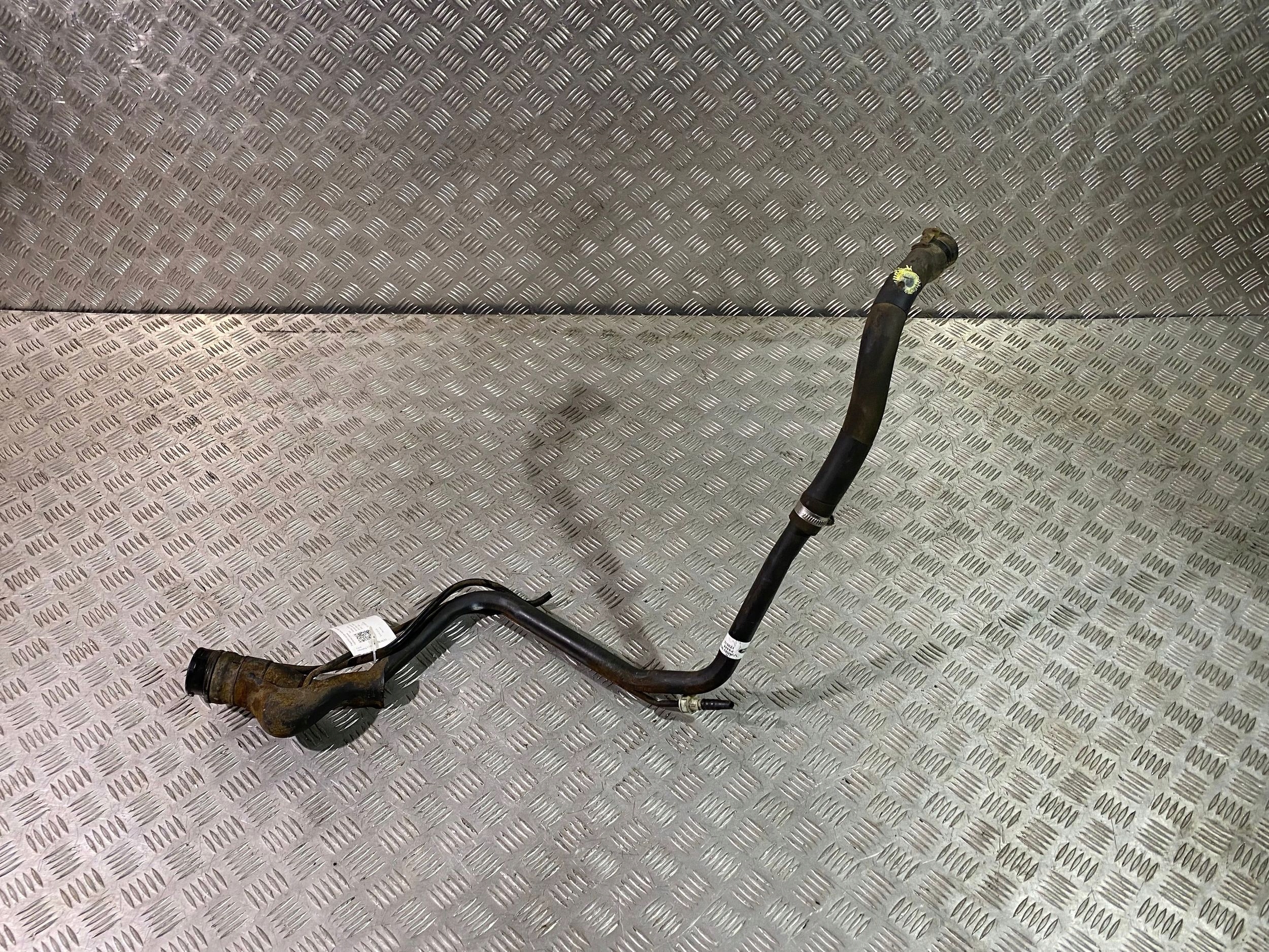 Ford Mustang V 2014 Rura wlewu paliwa AR339034AL