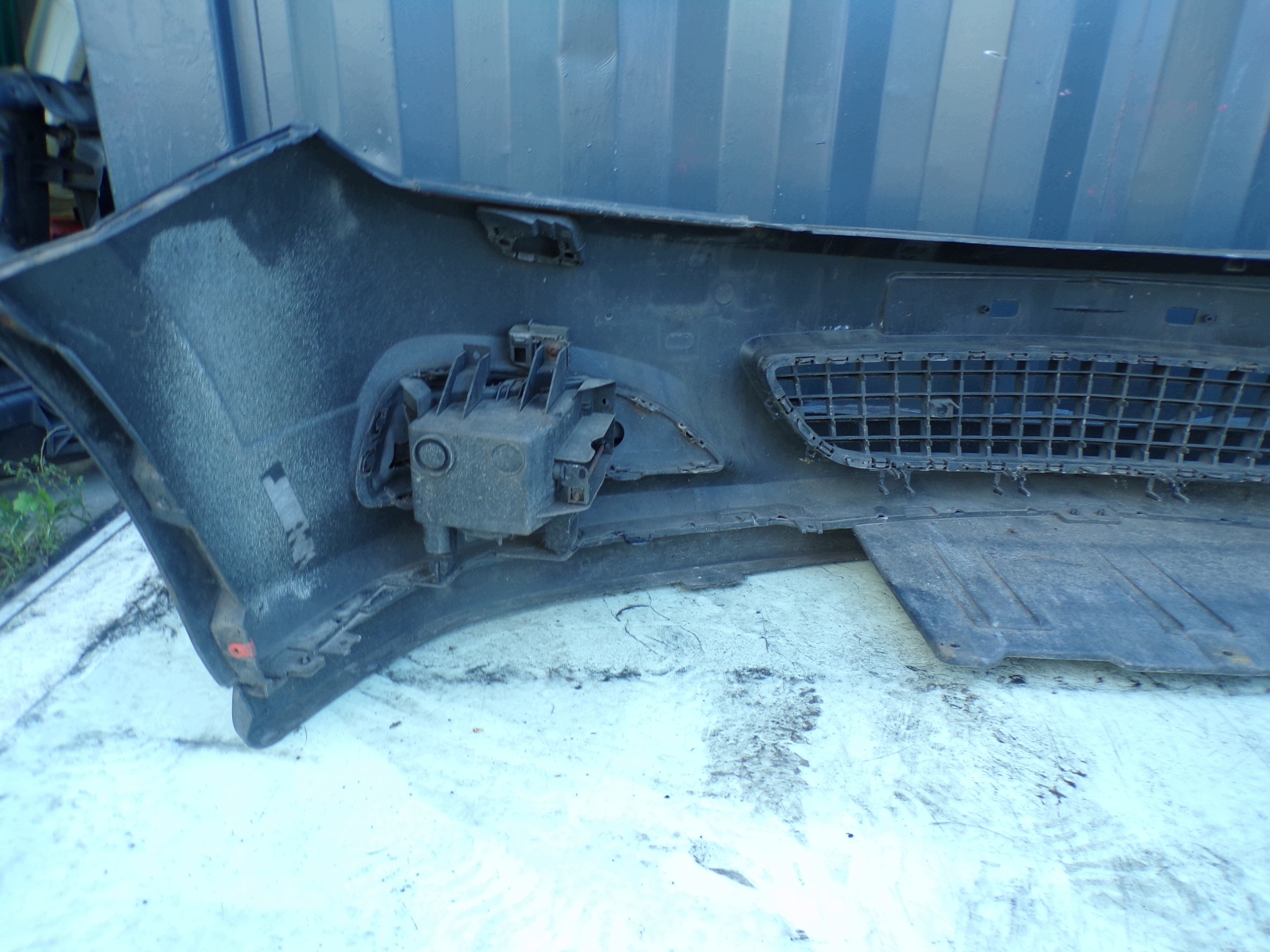 front bumper front OPEL ASTRA H LIFT washers colour Z20R (R1)