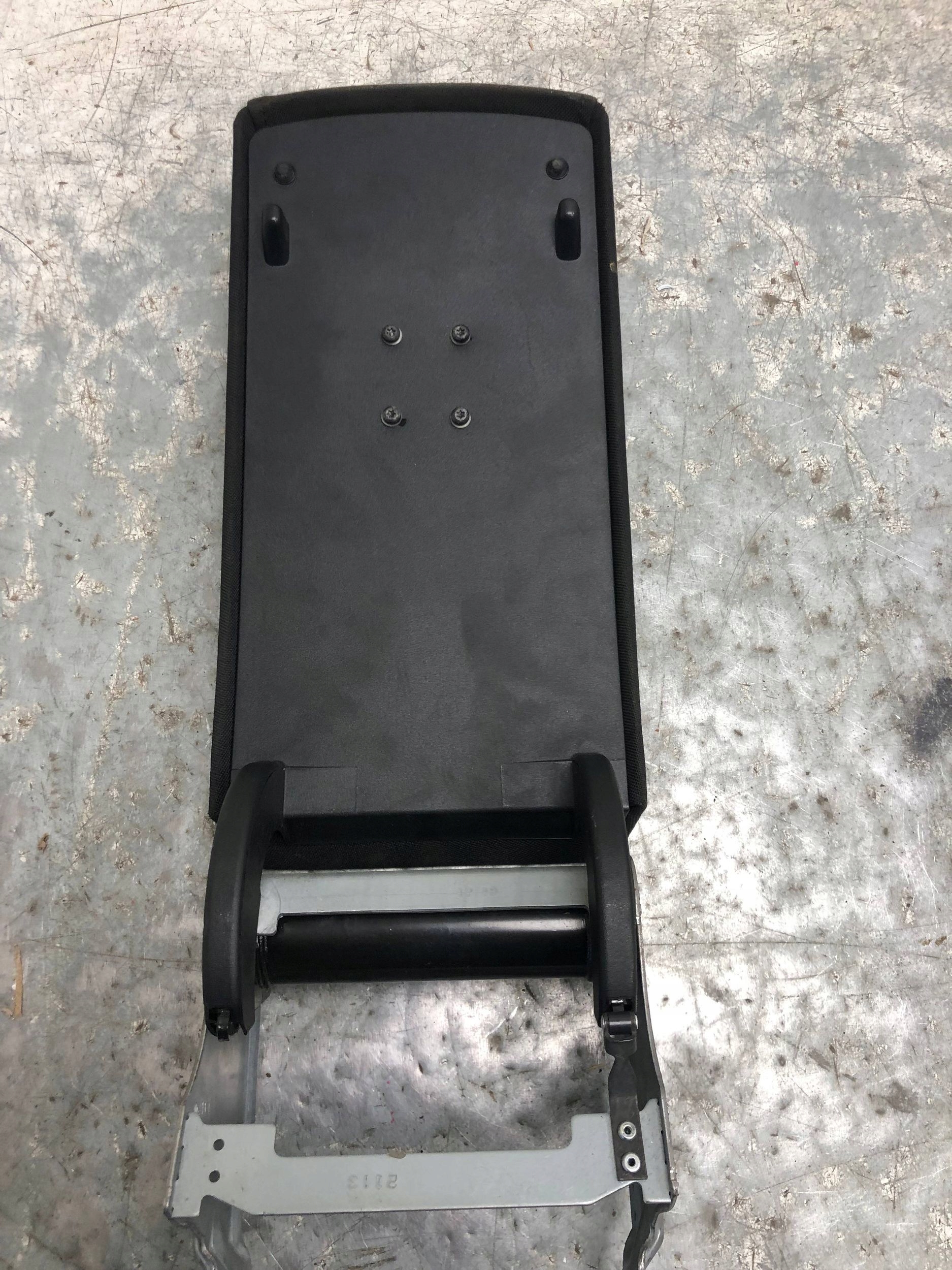 armrest WELUR VW PASSAT B7