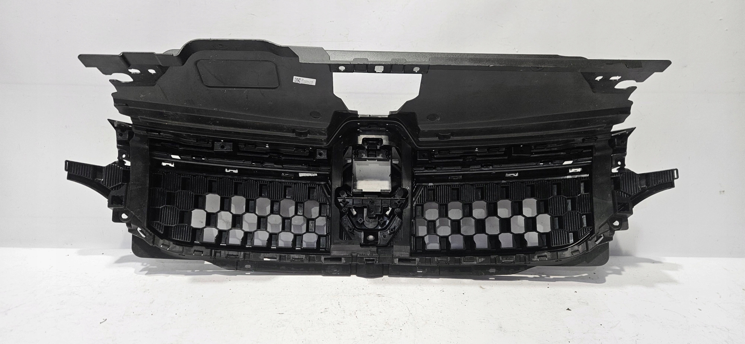 maska ispod KAMERE RENAULT AUSTRAL 22- 620363874R original