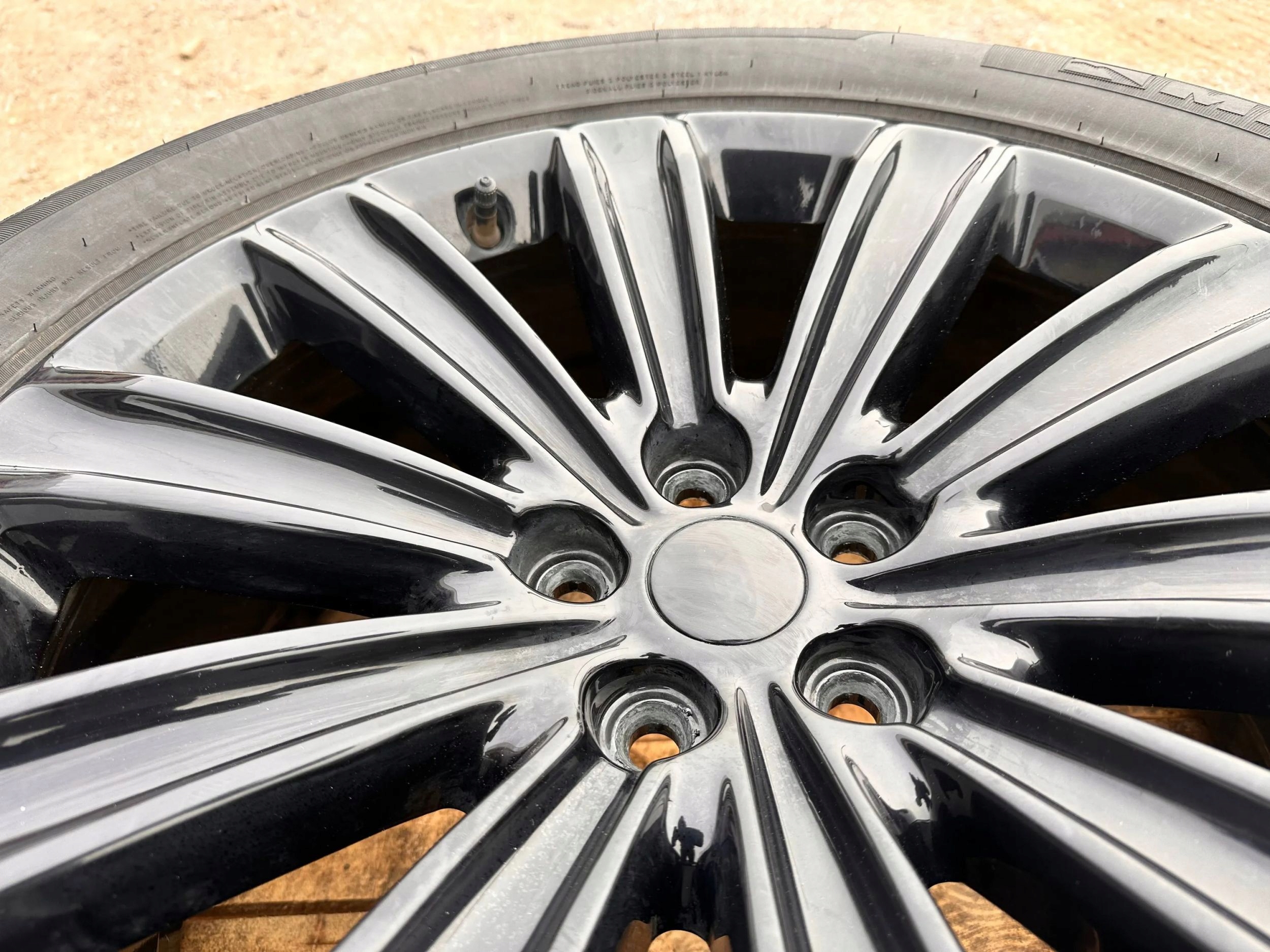 wheel wheels disc disc 20" 255/55/20 20x8jx37.5 Ford Explorer 2020+