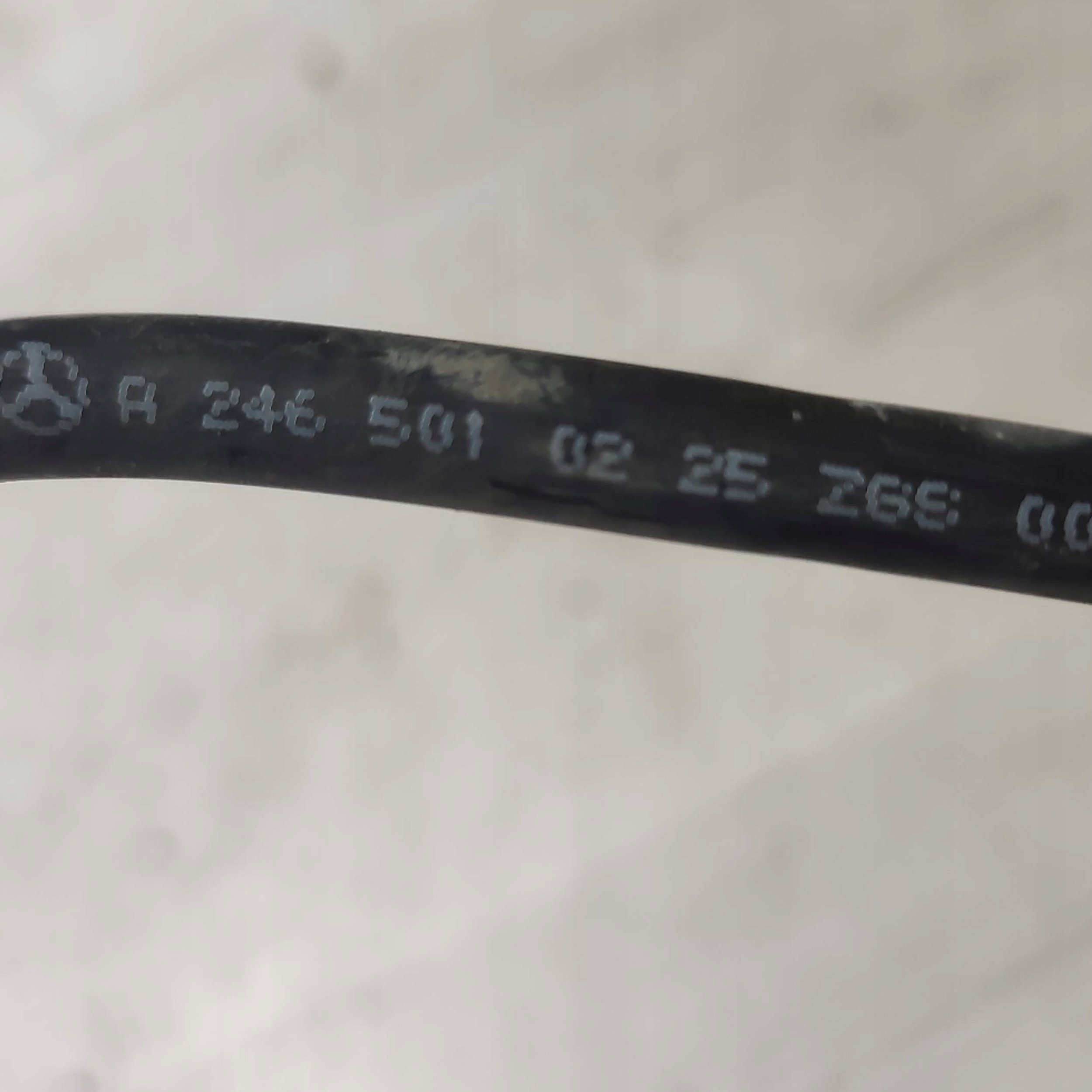 Mercedes-Benz GLA W156 2015 wiring / hose radiator