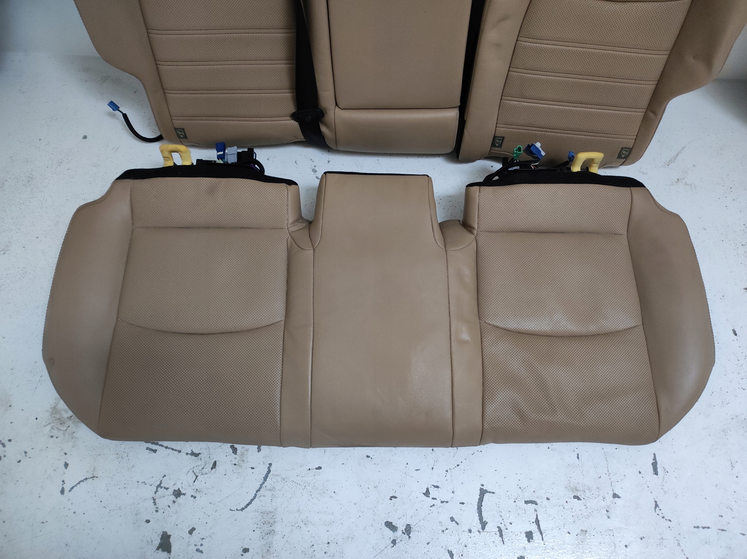 кресла диван бочки обивка Салон европа Rav4 V 5