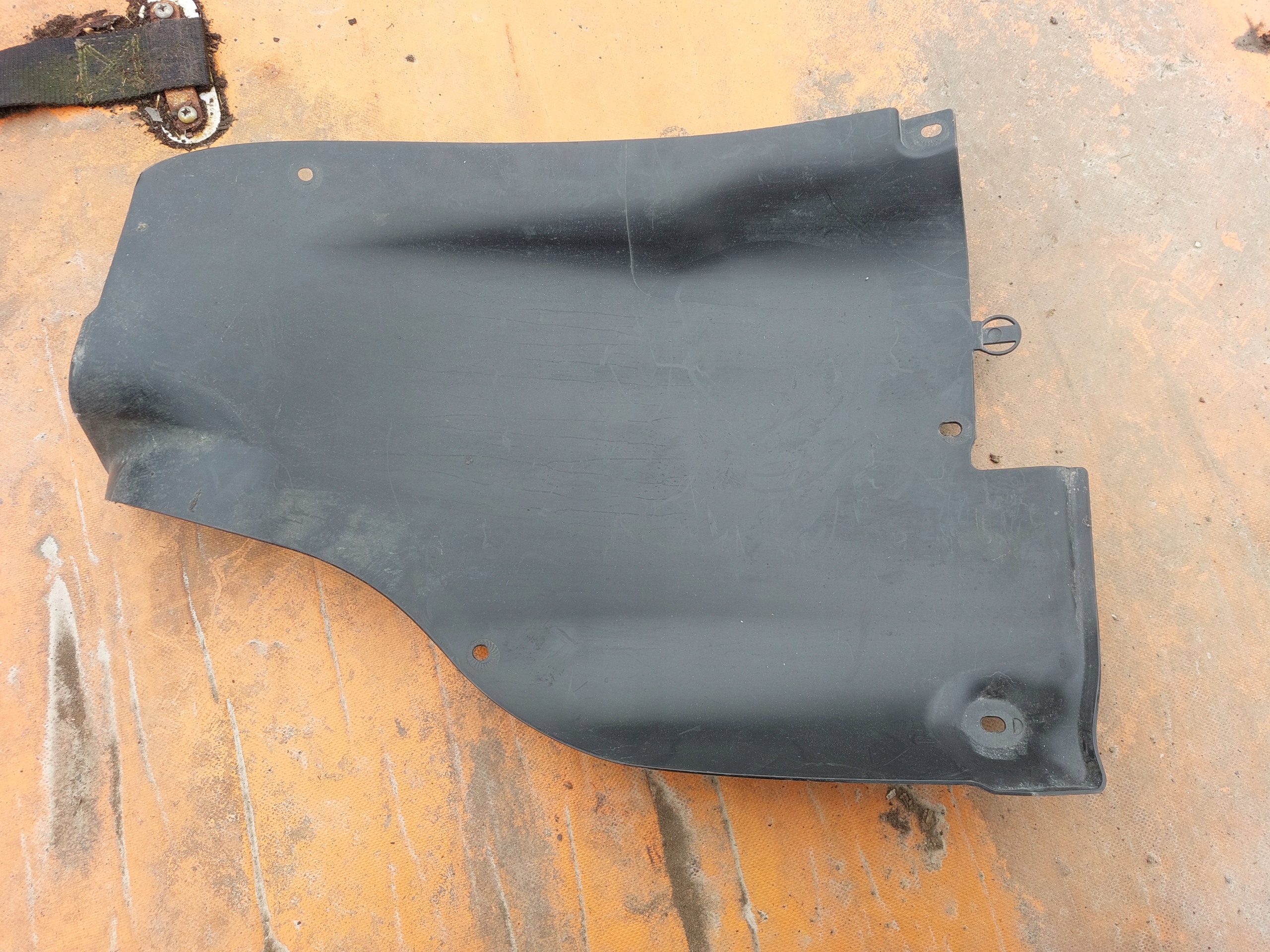Porsche 911 991 mudguard right rear part 991504510