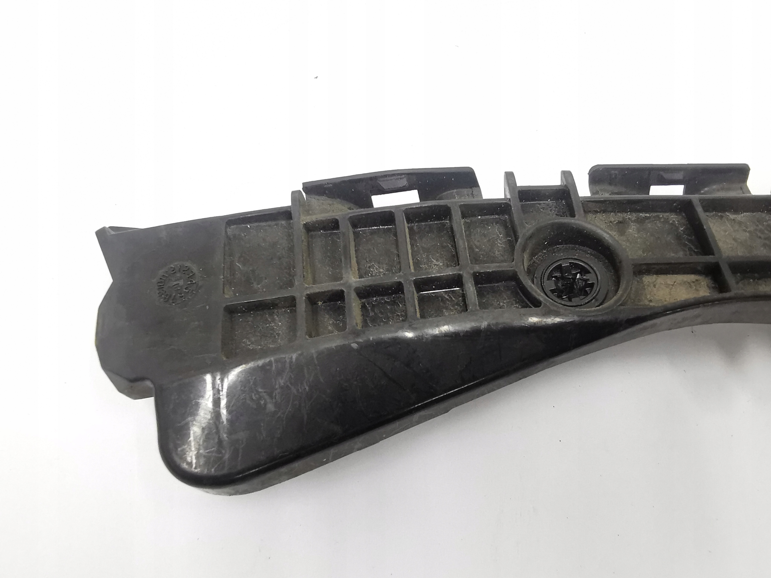 bumper bracket left rear part TOYOTA AURIS and 07-10 / 52576-02070