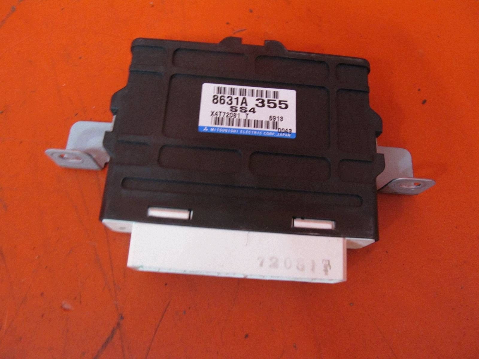 MITSUBISHI PAJERO 4 IV 3.2 DI-D 4M41 module control unit computer 8631A355