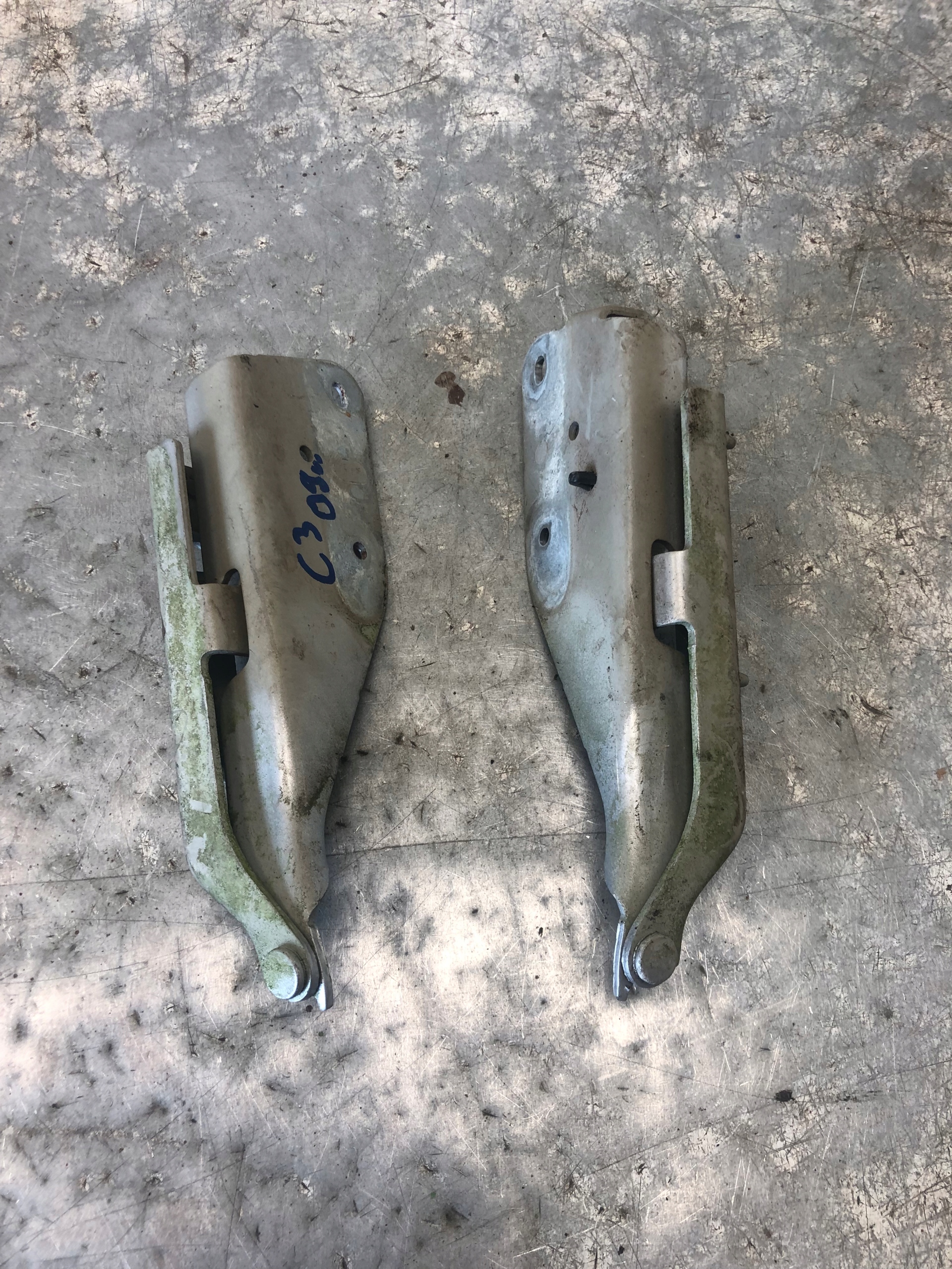 Cerniere cofano CITROEN C3 e 9637365680 9637365580