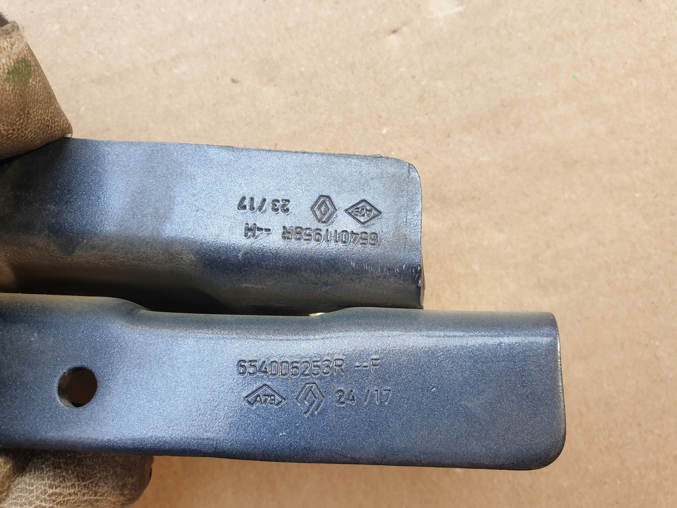 Cerniere cofano RENAULT CLIO 4 IV 2014- 654006253R 654011958R TEKPN