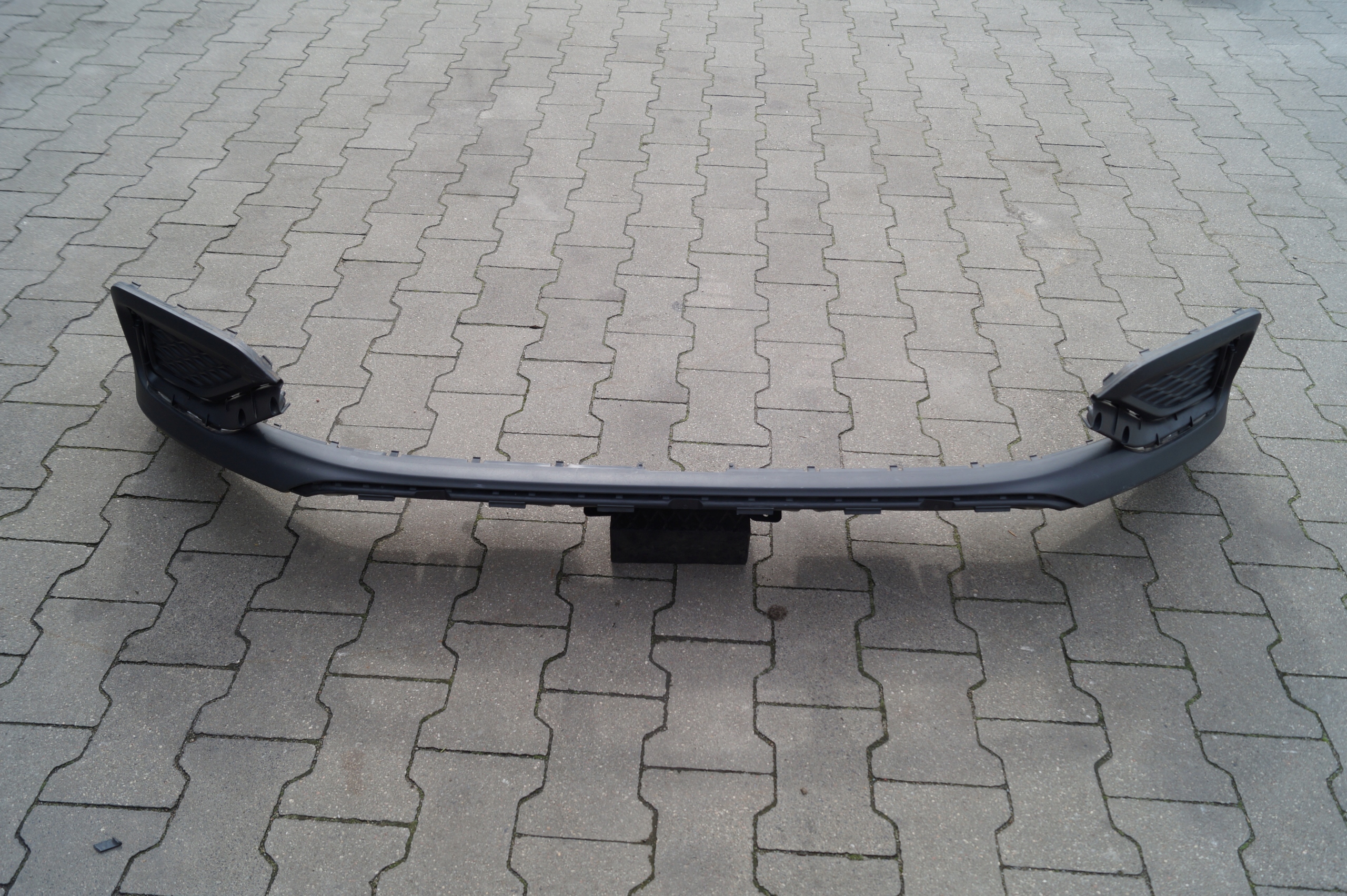 P10409305 - СПОЙЛЕР ПЕРЕДНЬОГО БАМПЕРА MG ZS EV ZS1107700