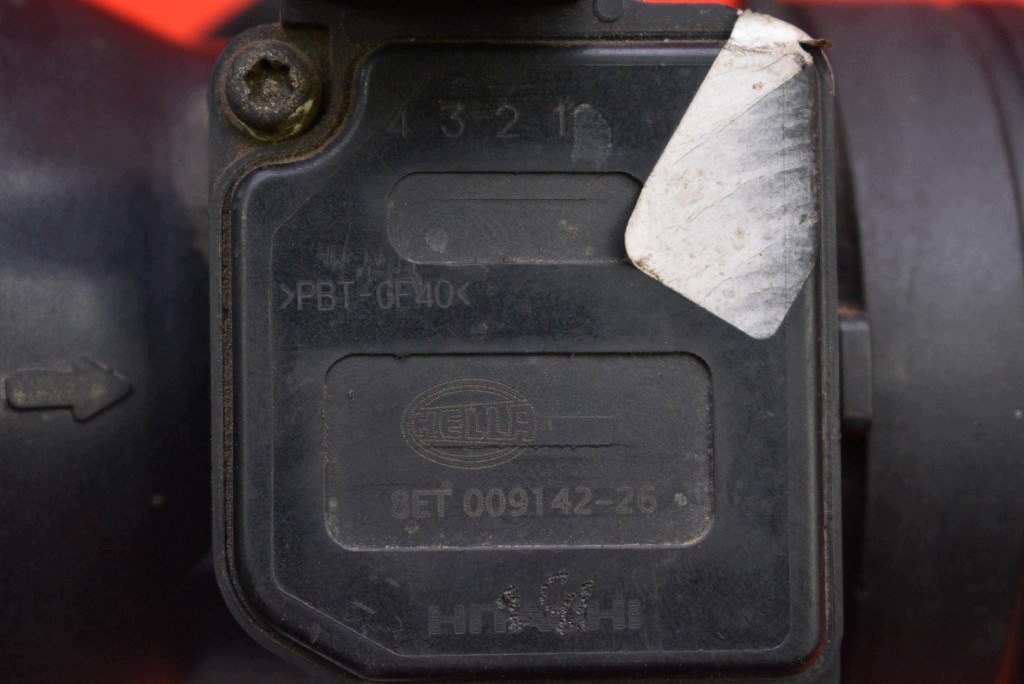 flow meter 06B133835E AUDI A4 B5 1.6 8V 101 KM 94-99