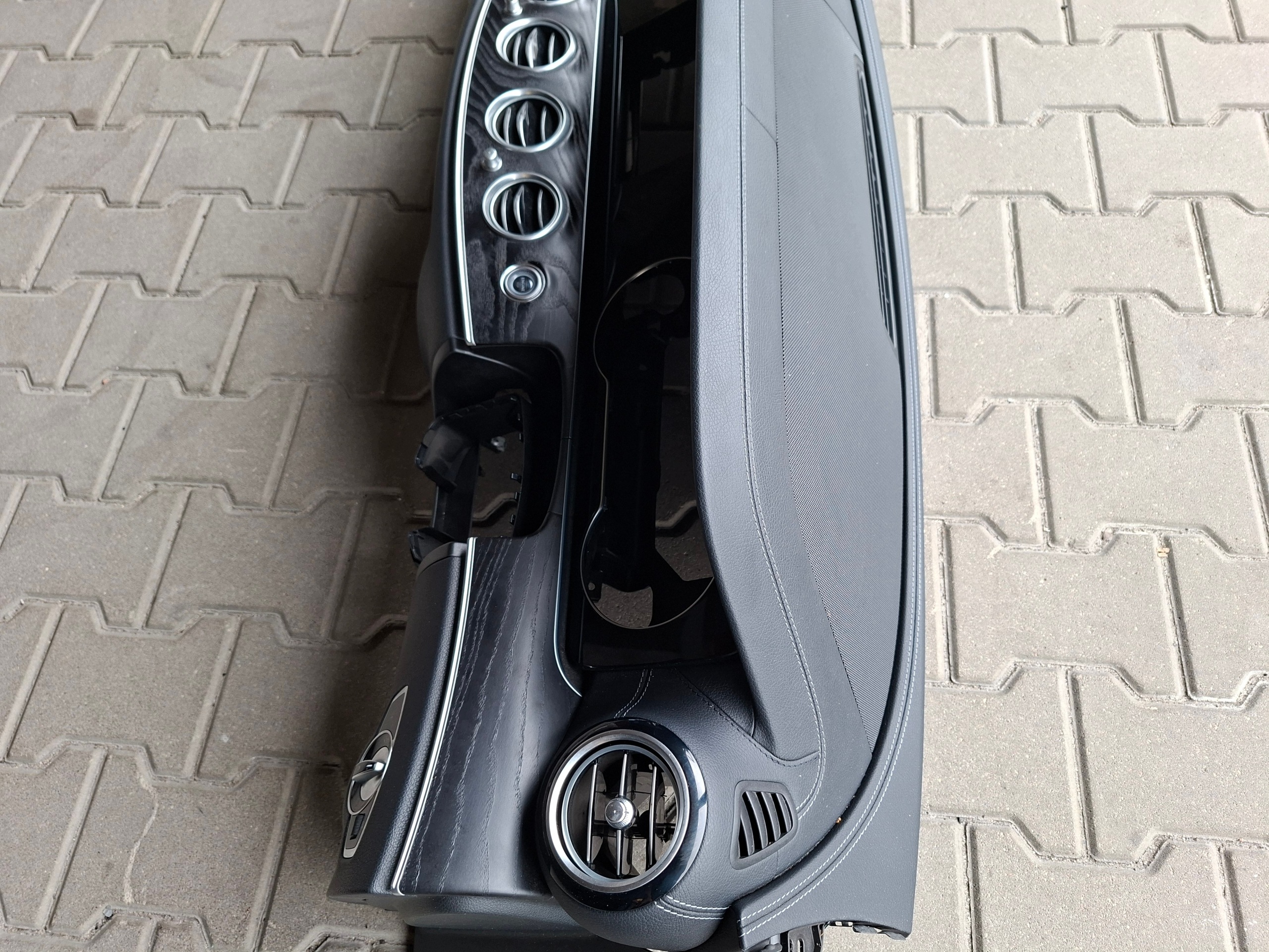 dashboard console cockpit DASHBOARD UK ANGLIK MERCEDES E W213 S213 AMG black