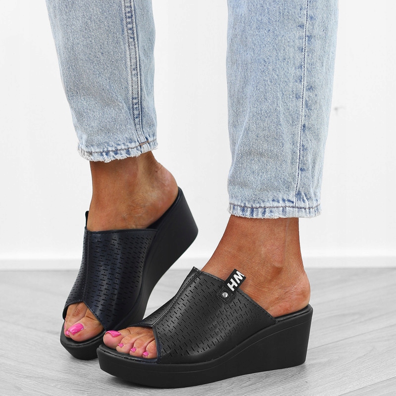 Czarne klapki damskie na koturnie lekkie wygodne ażur sandały TW23082 r.38 Długość wkładki 24.5 cm