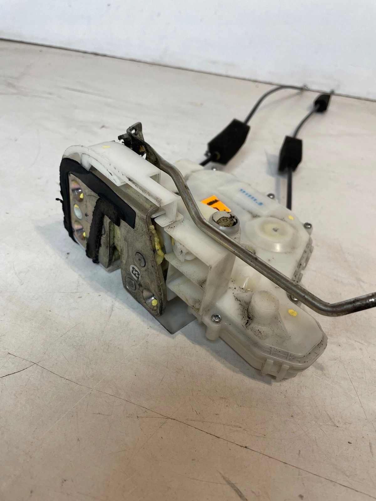lock door right front Honda Insight II 7 Pin