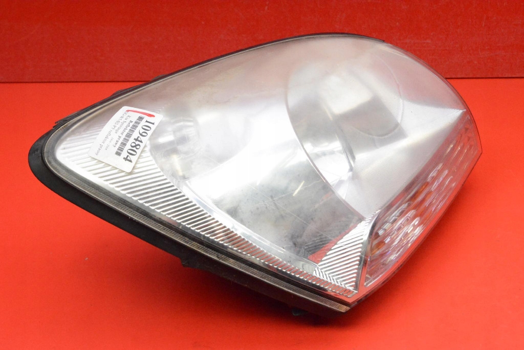 REFLEKTOR right light front EU KIA SPORTAGE 2 II 04-08