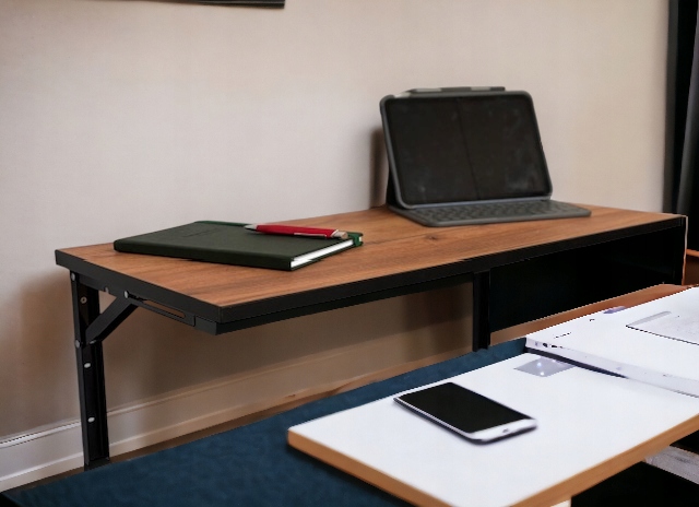 STÓŁ SKŁADANY STOLIK ROZKŁADANY WISZĄCY POMOCNICZY PRZYSTAWKA 76X38 cm Kształt blatu prostokątny