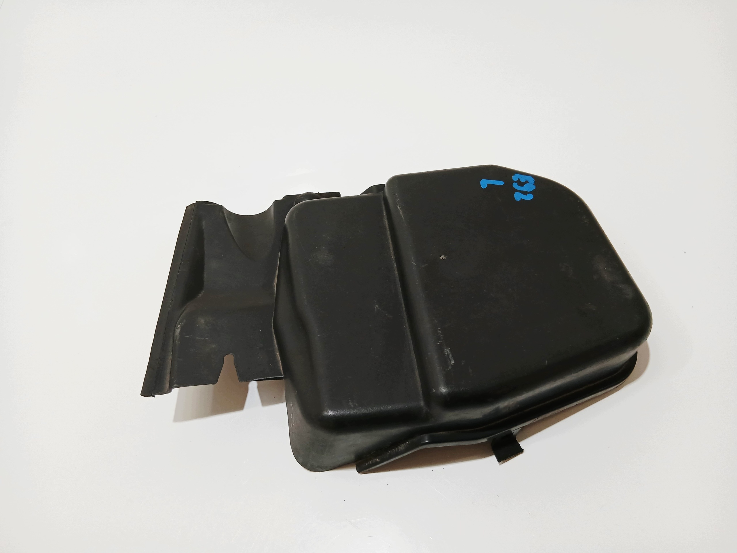 fedél szélvédő alatti bal BMW E92 6925017