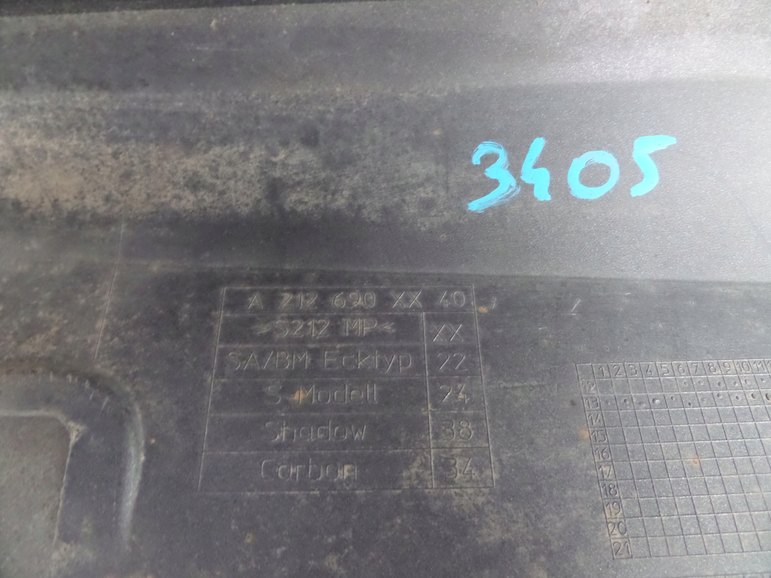 Mercedes-Benz OE A212690XX40 moulding threshold