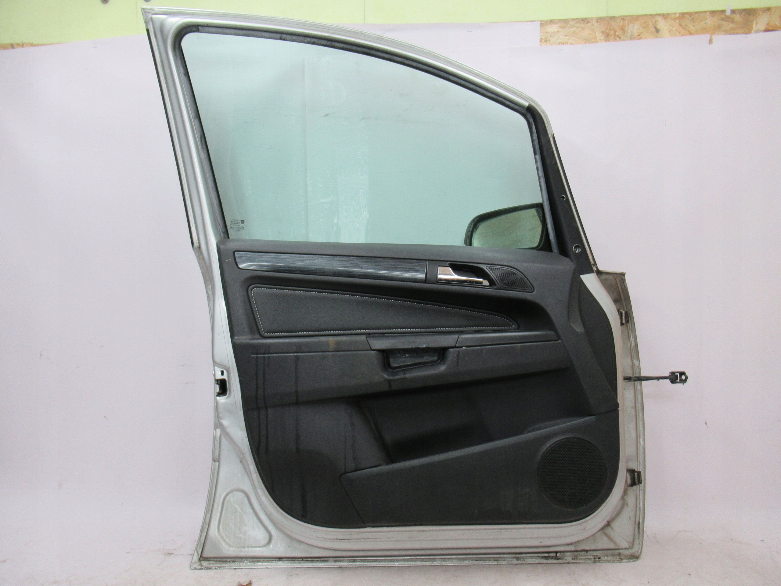 door front front left OPEL ZAFIRA B