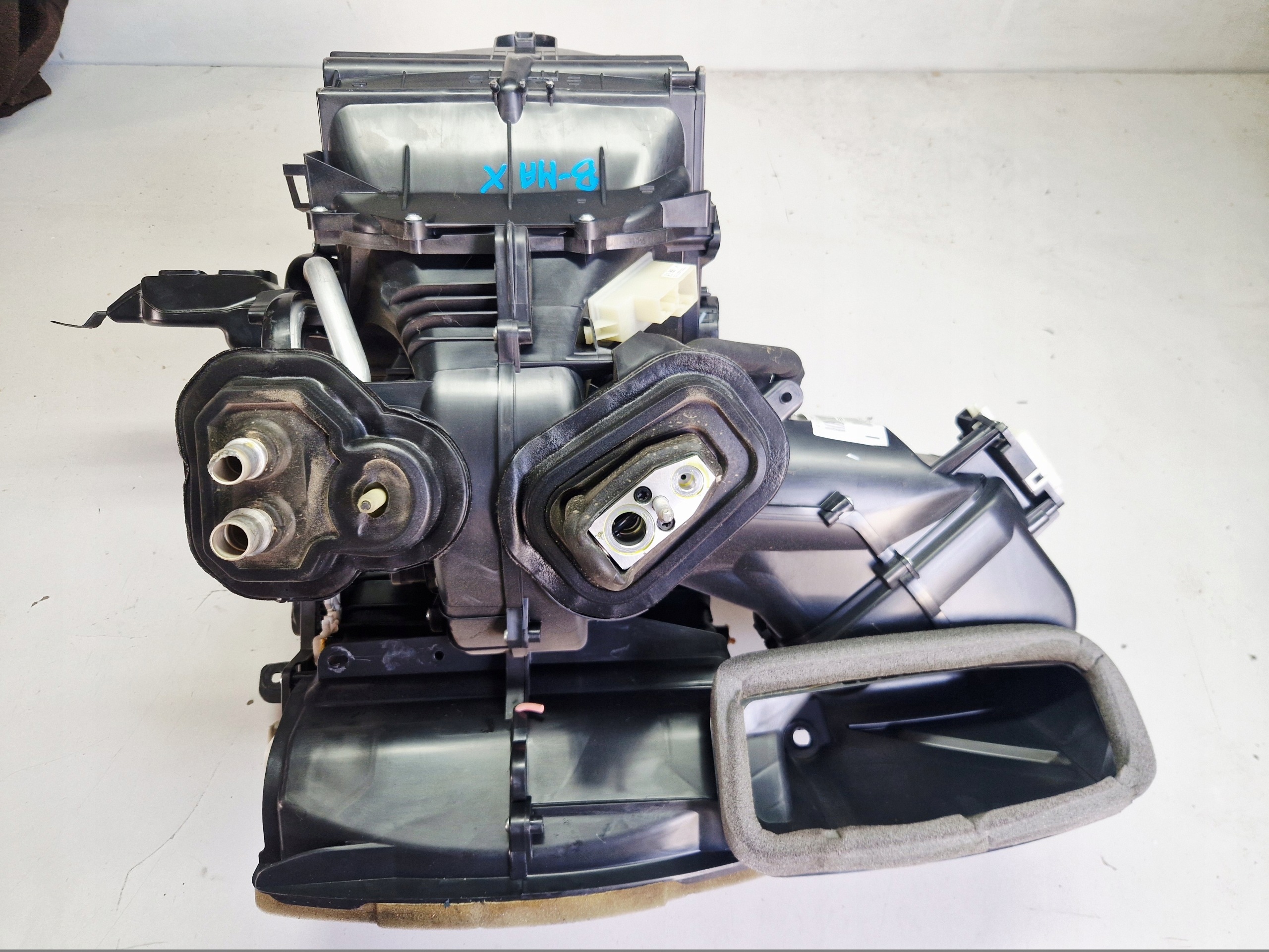 heater FORD B-MAX BMAX AV11-19B555-CC