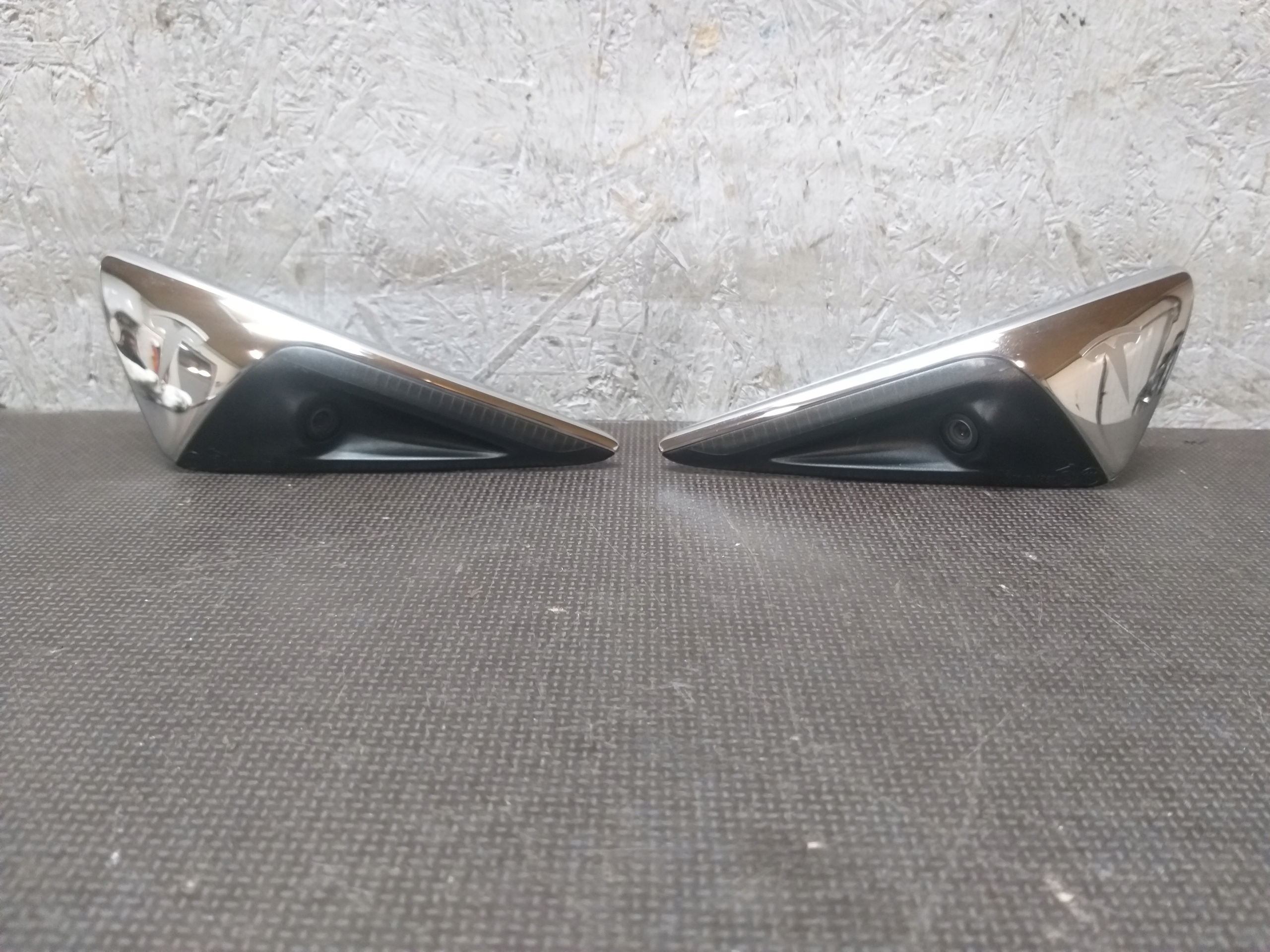 Blinkerleuchte KAMERA rechts oder links TESLA Y 3 III