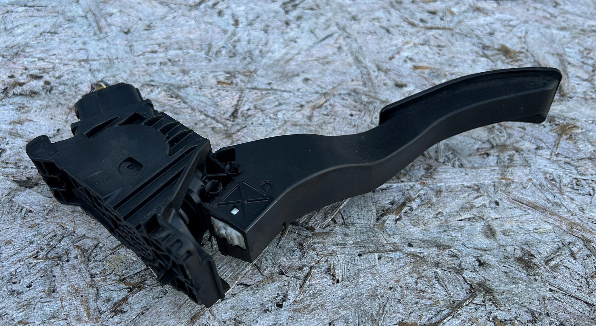 accelerator pedal VW PASSAT B8 14- 5Q1723503H
