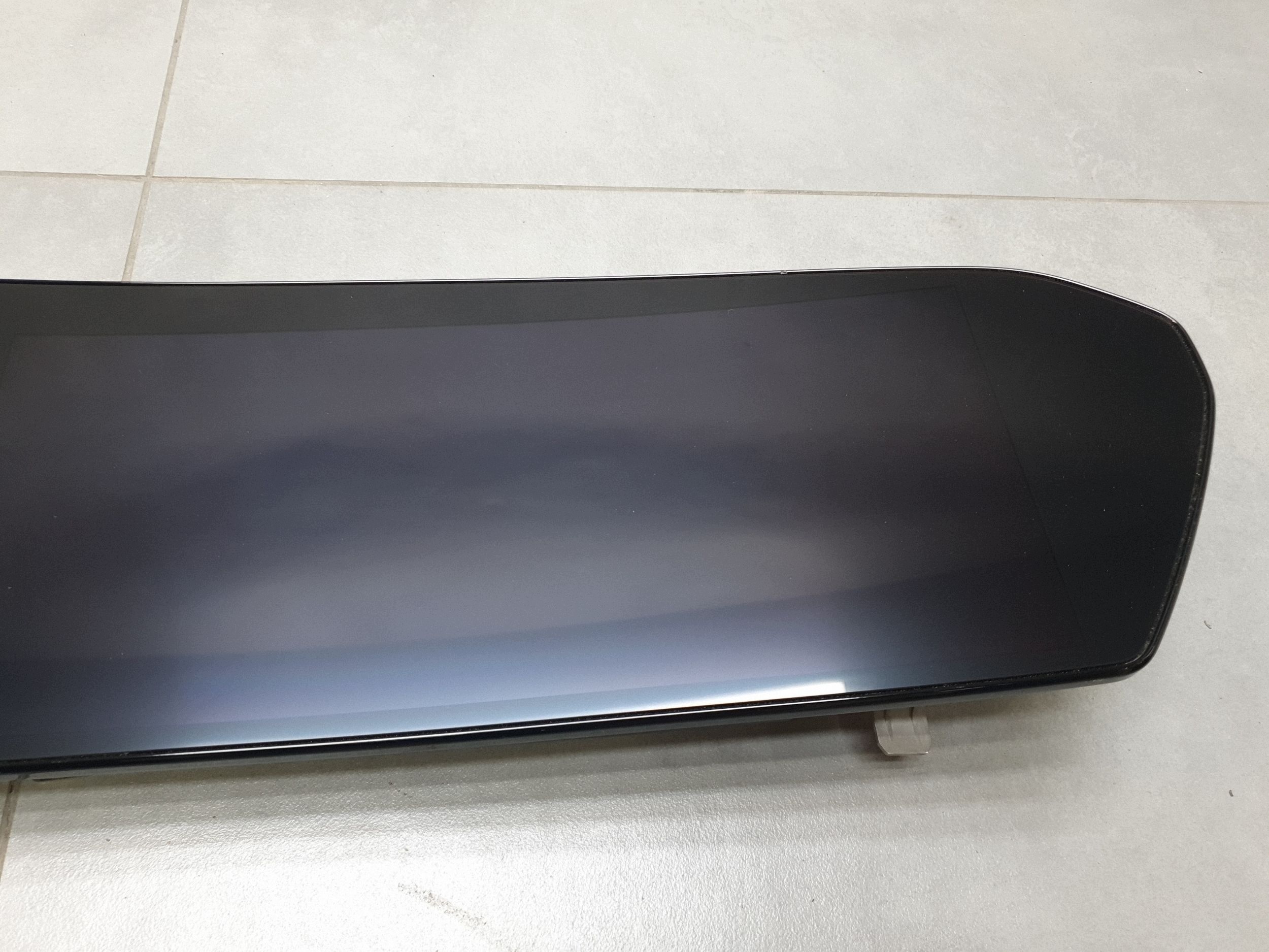 Audi SQ6 e-tron écran monitor 8B1919605A