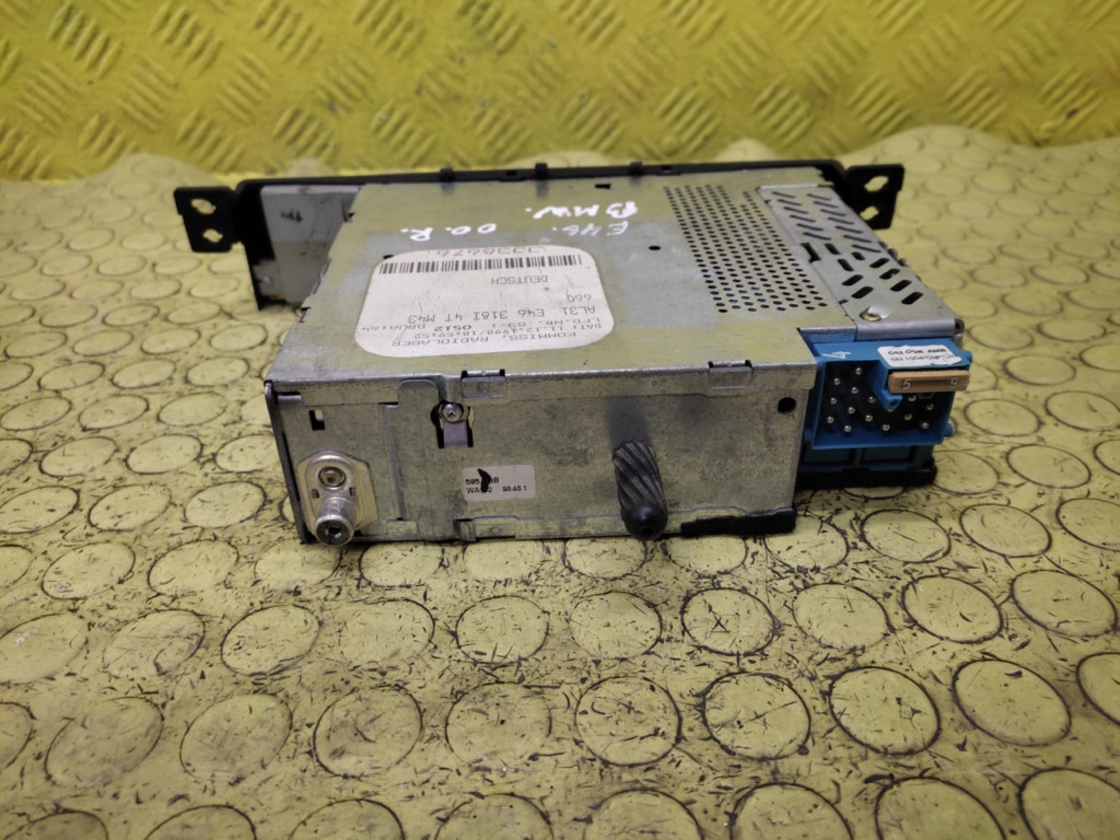 BMW E46 RADIO 65128383147