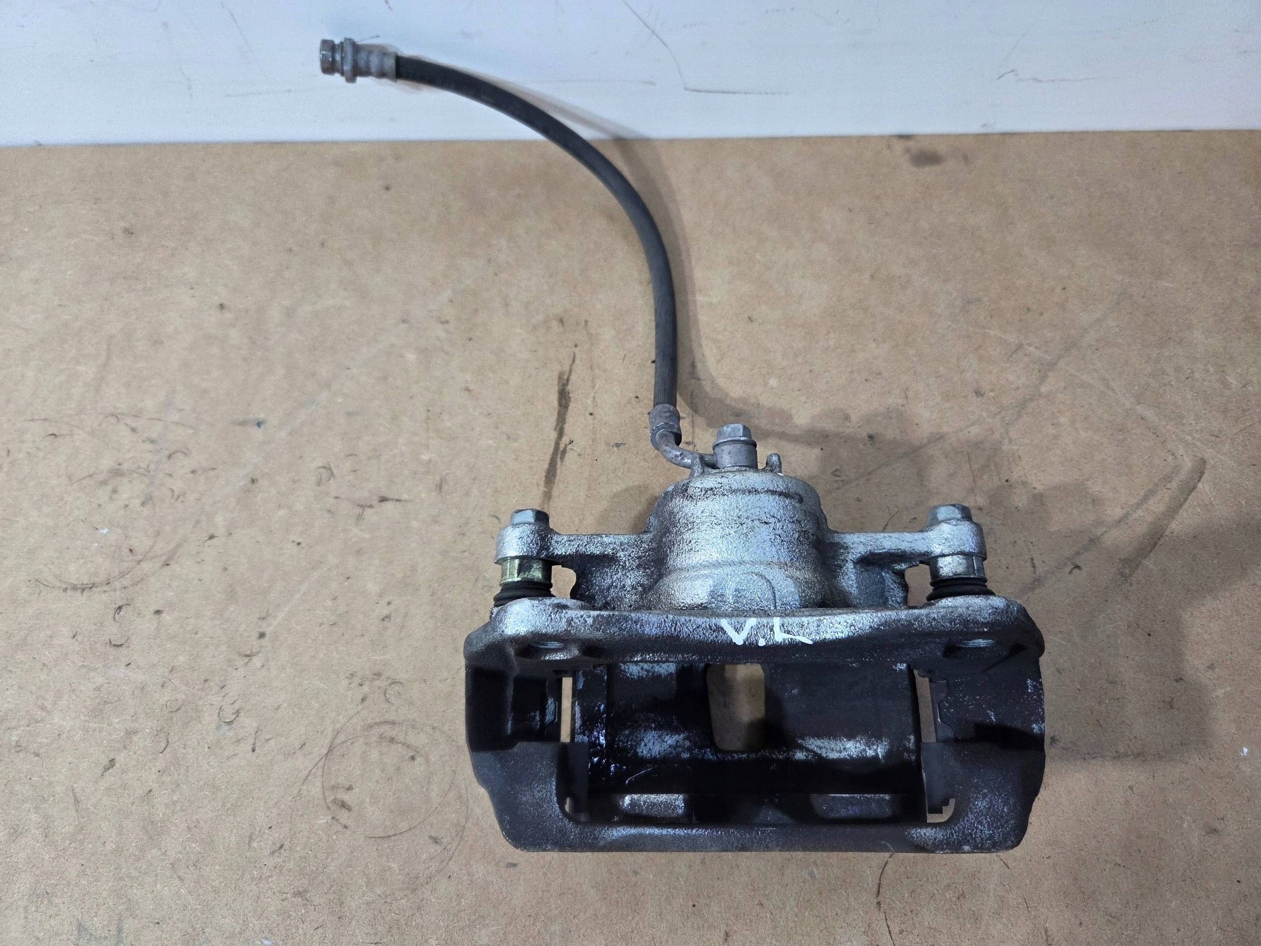 Hyundai i10 III caliper brake front left (B769)